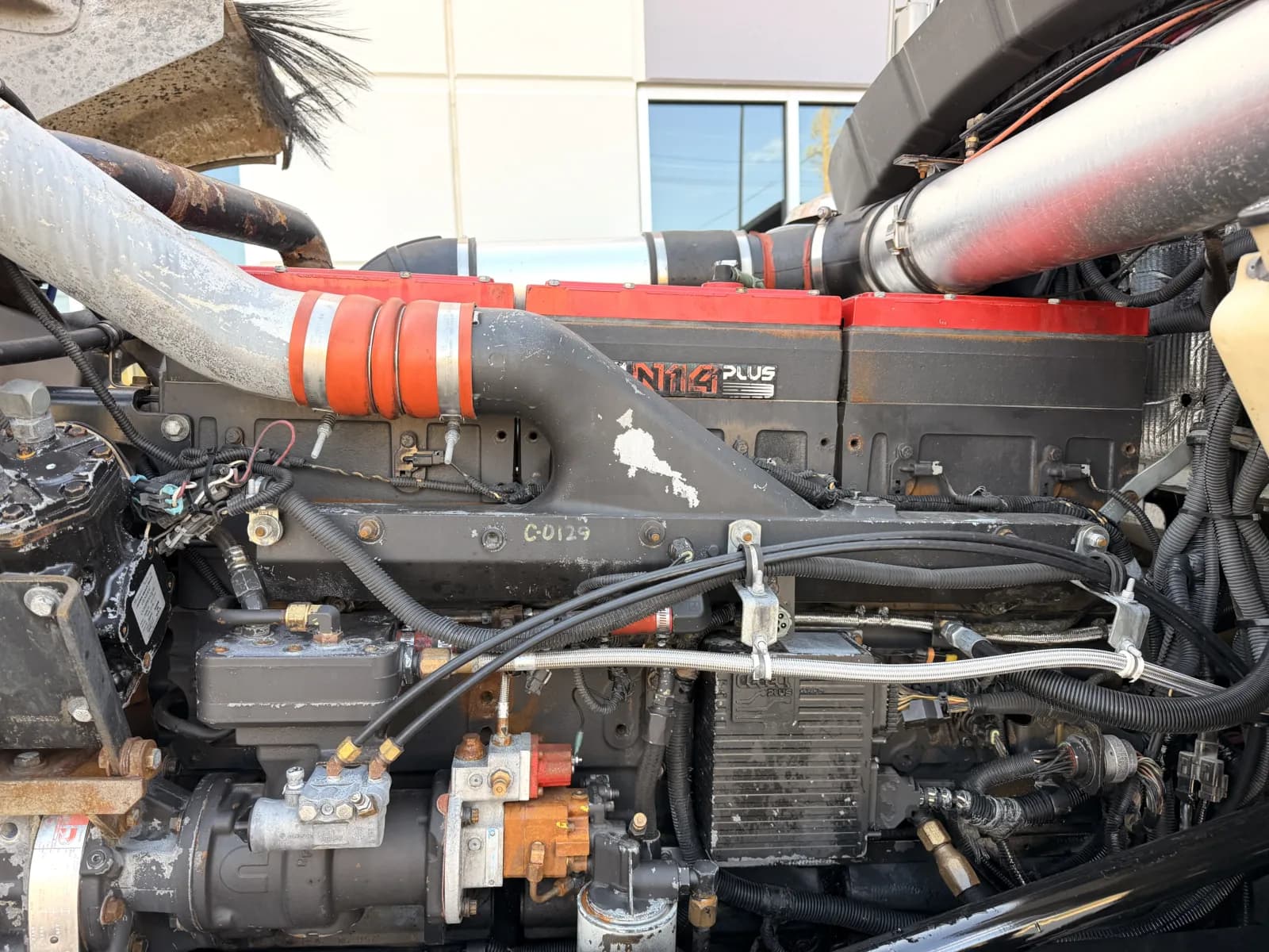 2001 Kenworth W900 — photo 13