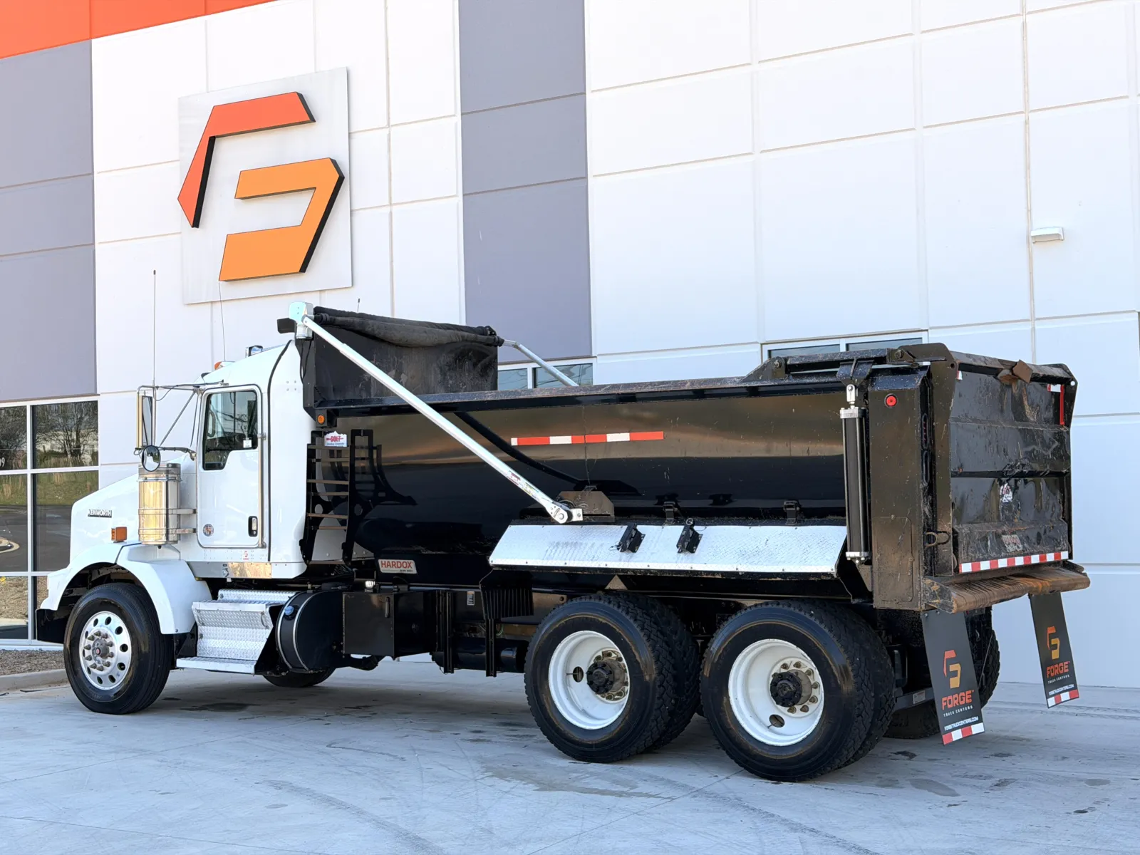 2019 Kenworth T800 — photo 7