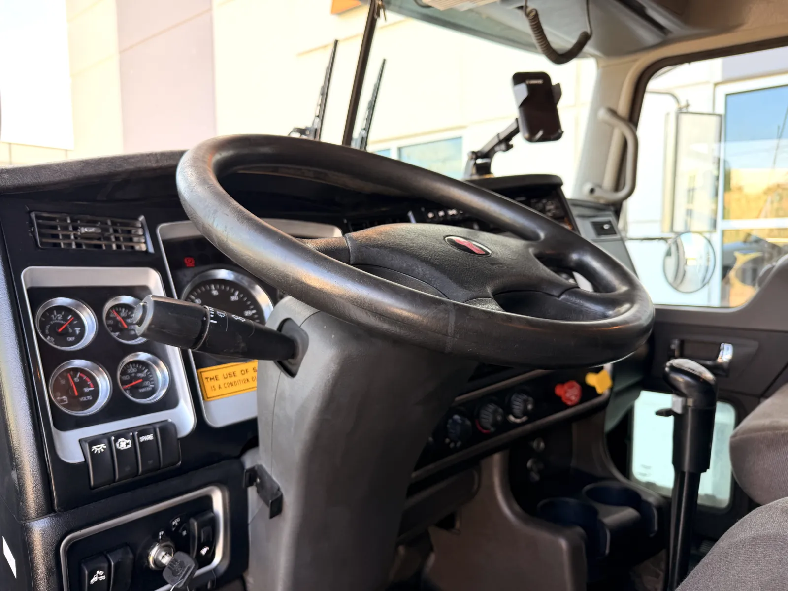 2019 Kenworth T800 — photo 16