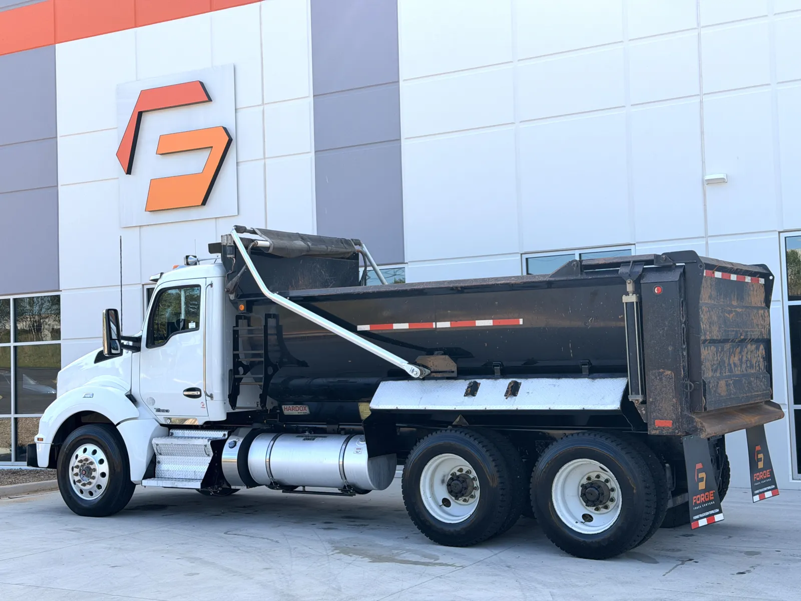 2020 Kenworth T880 — photo 7