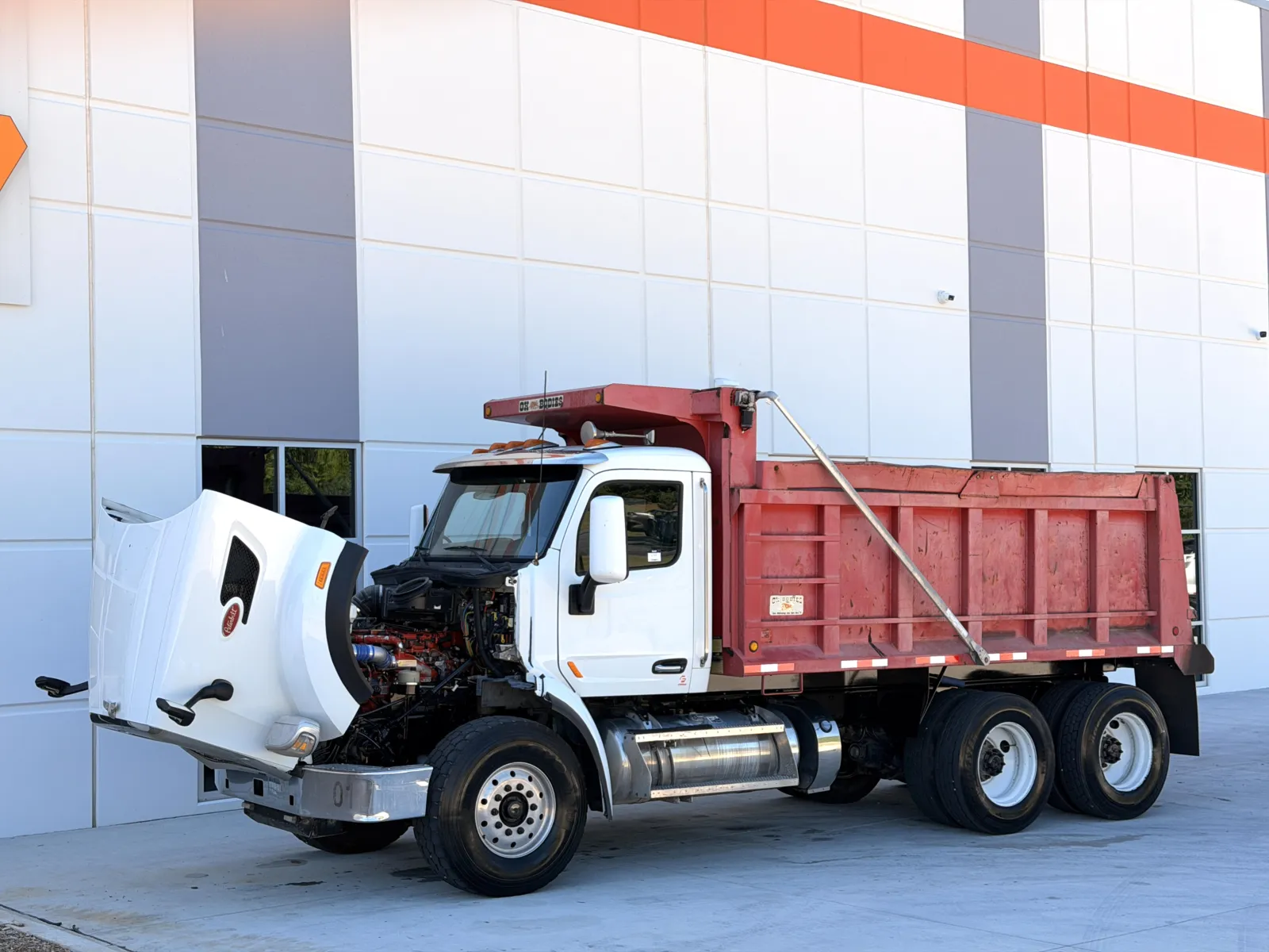 2016 Peterbilt 567 — photo 11