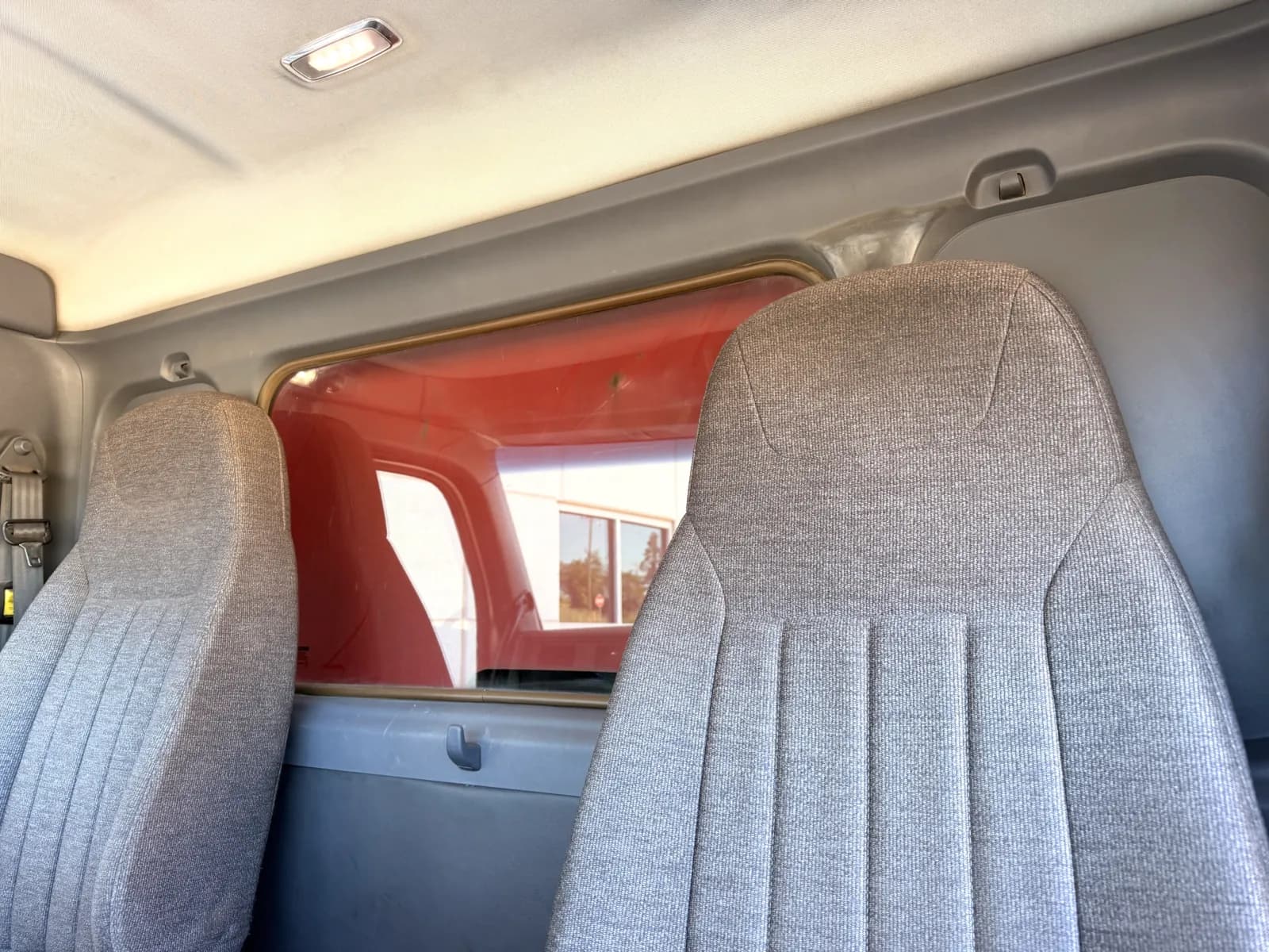 2016 Peterbilt 567 — photo 21