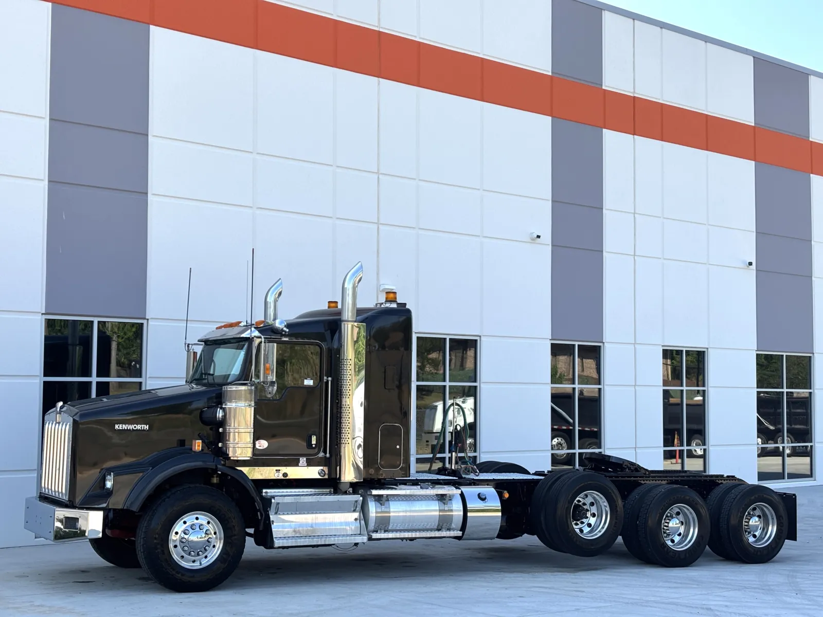 2024 Kenworth T800 — photo 2