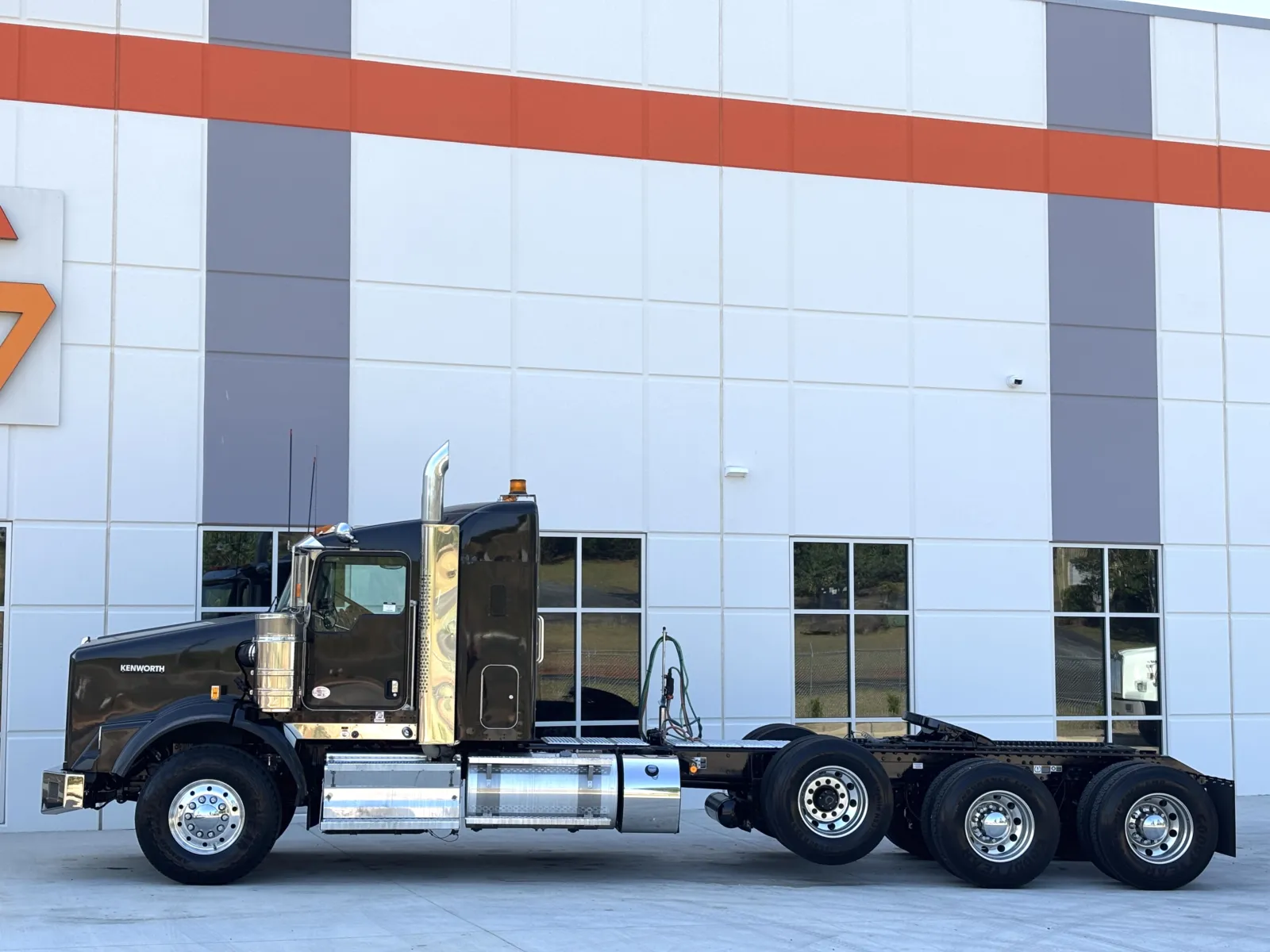 2024 Kenworth T800 — photo 4