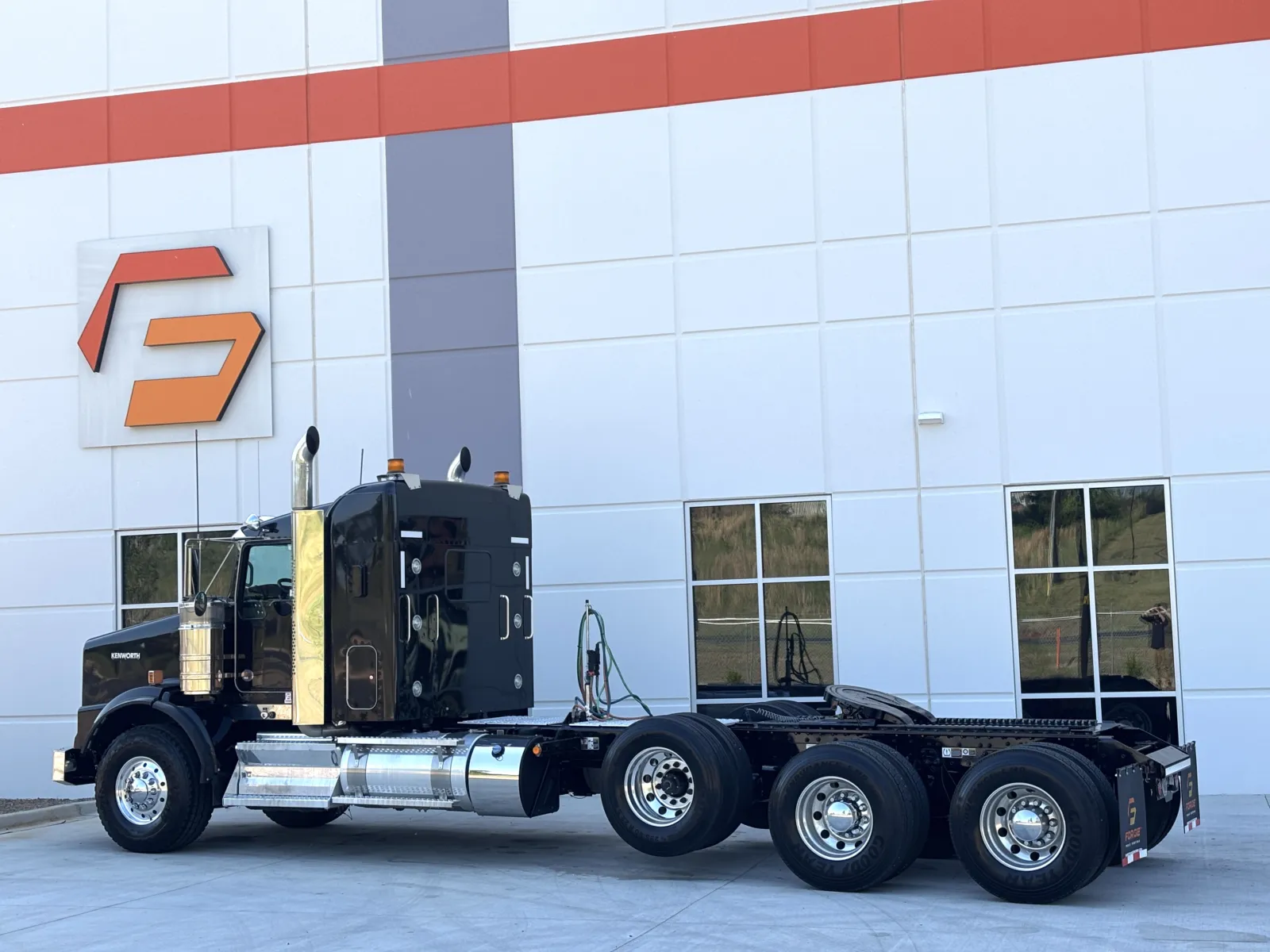 2024 Kenworth T800 — photo 6