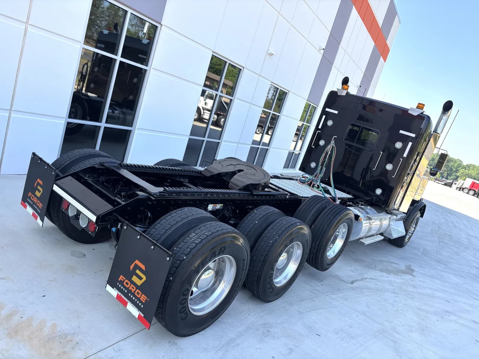 2024 Kenworth T800 — photo 11