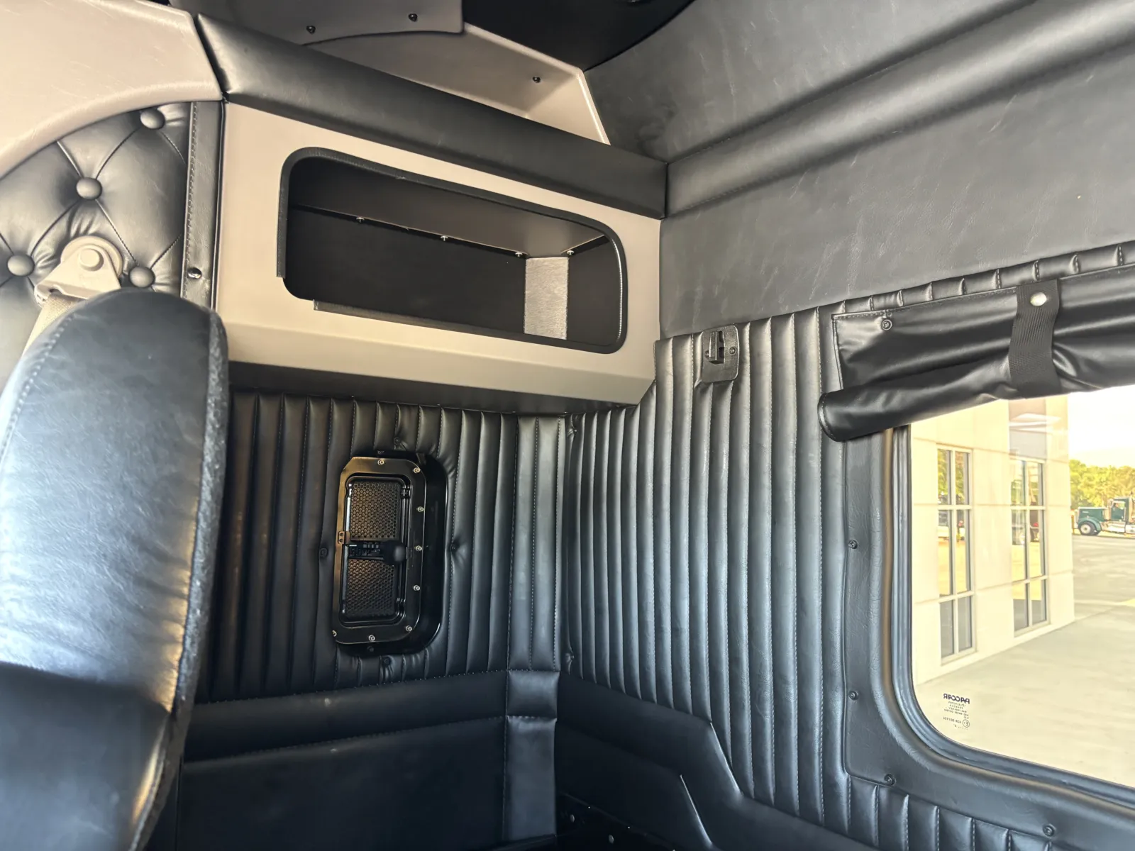 2024 Kenworth T800 — photo 20