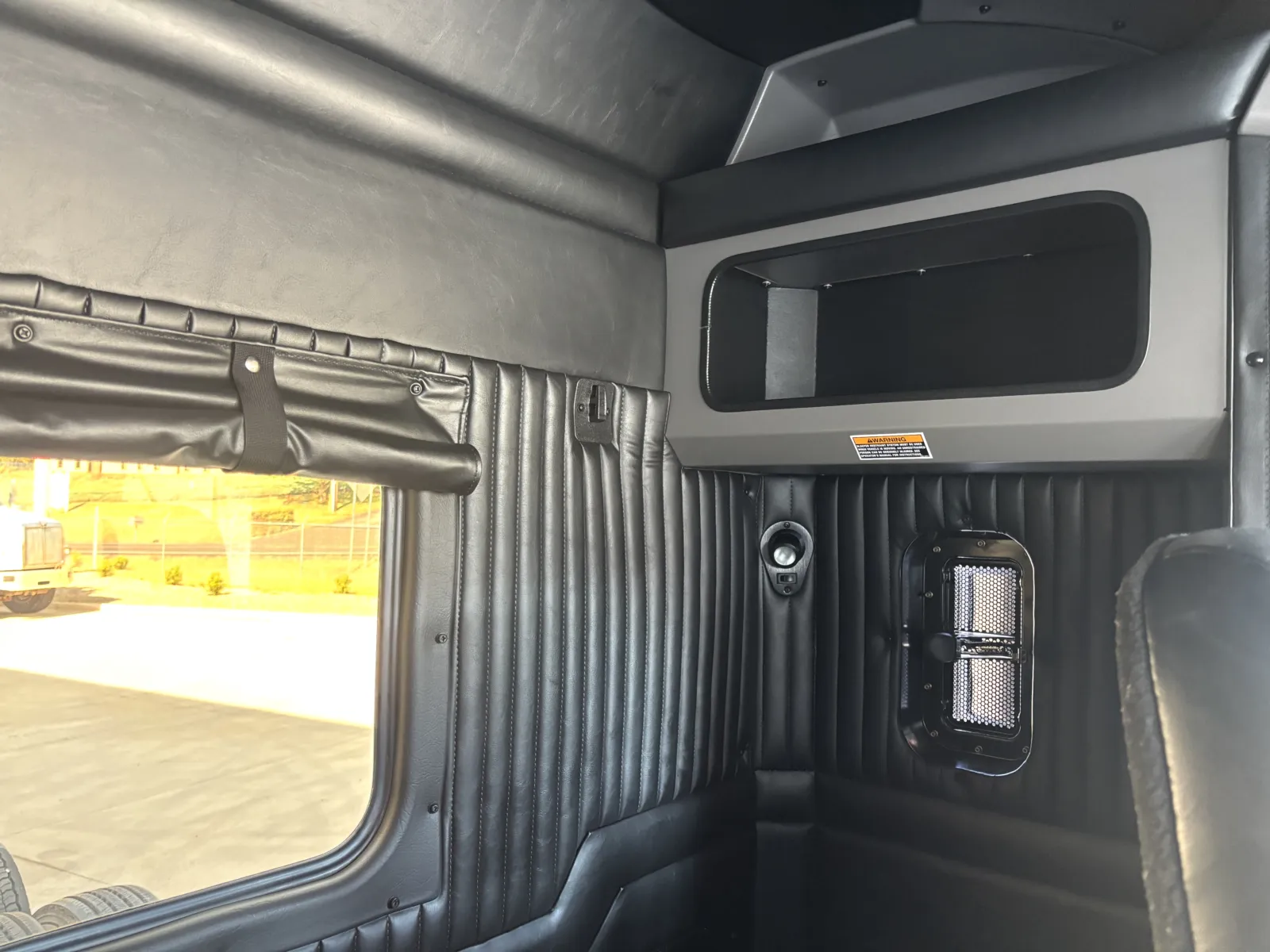 2024 Kenworth T800 — photo 21