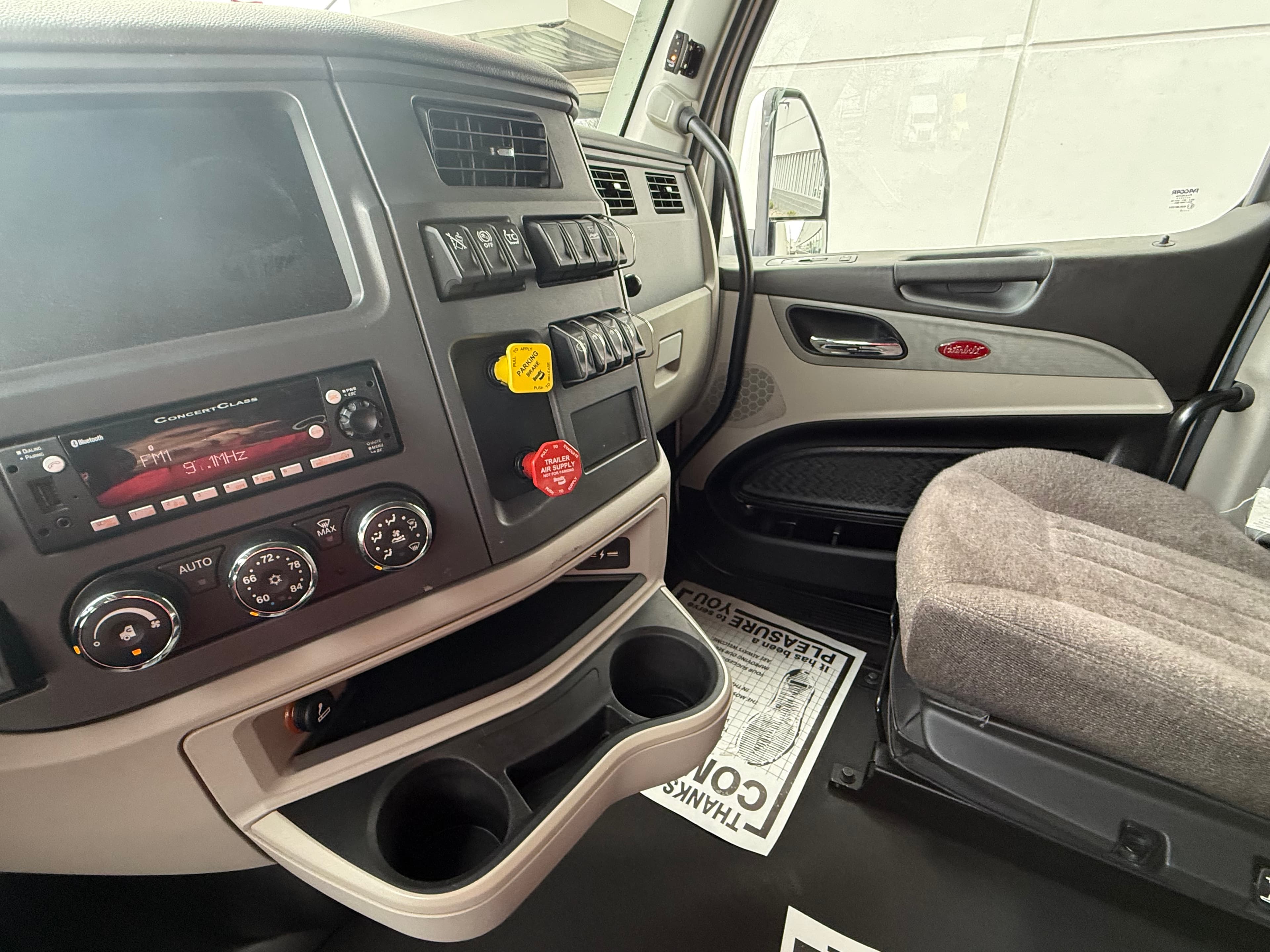 2024 Peterbilt 579 — photo 10