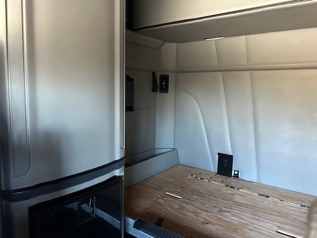 2021 Peterbilt 579 — photo 15