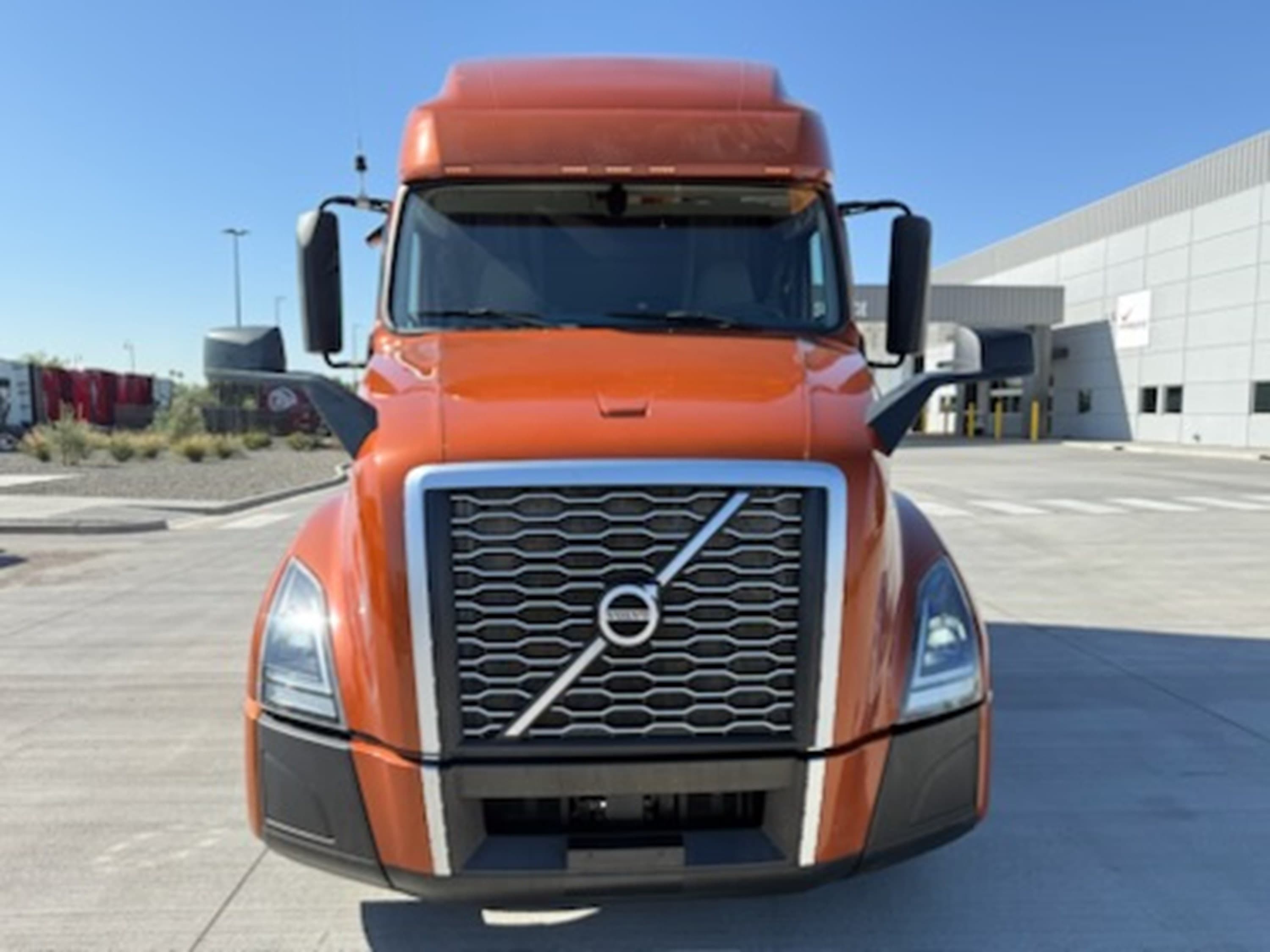 2021 Volvo VNL 760 — photo 3