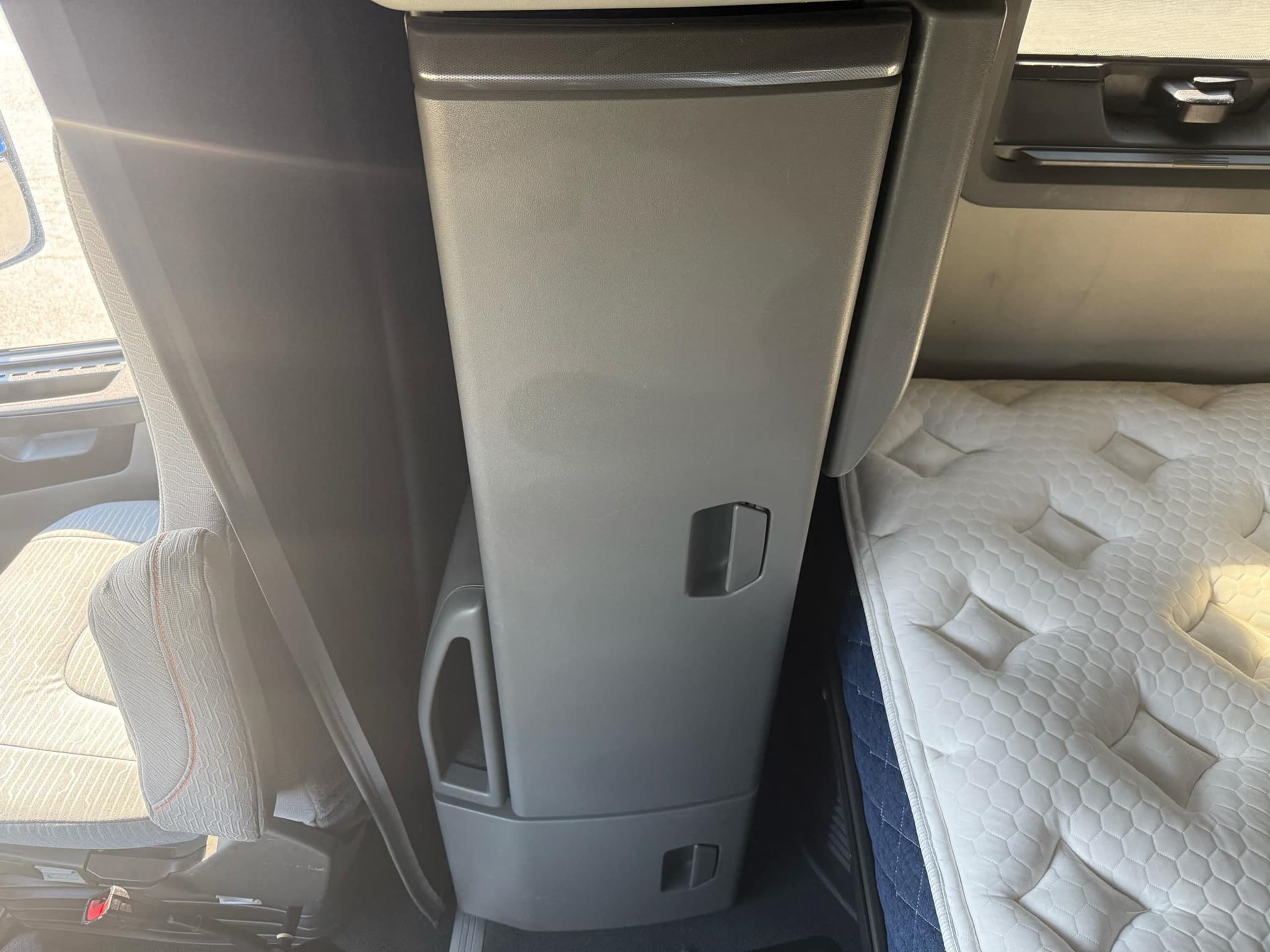 2021 Volvo VNL 760 — photo 16