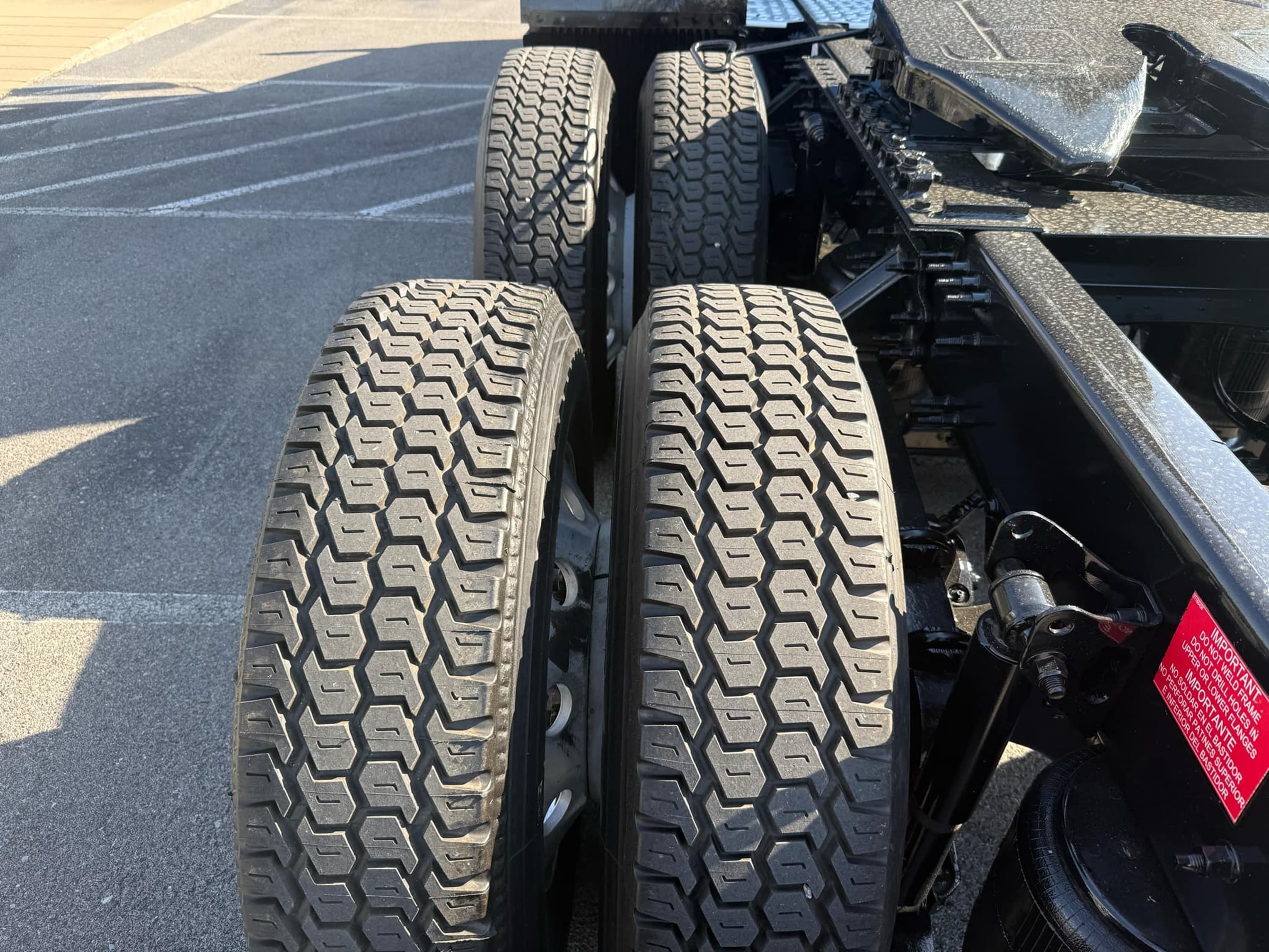 2021 Volvo VNL 760 — photo 20