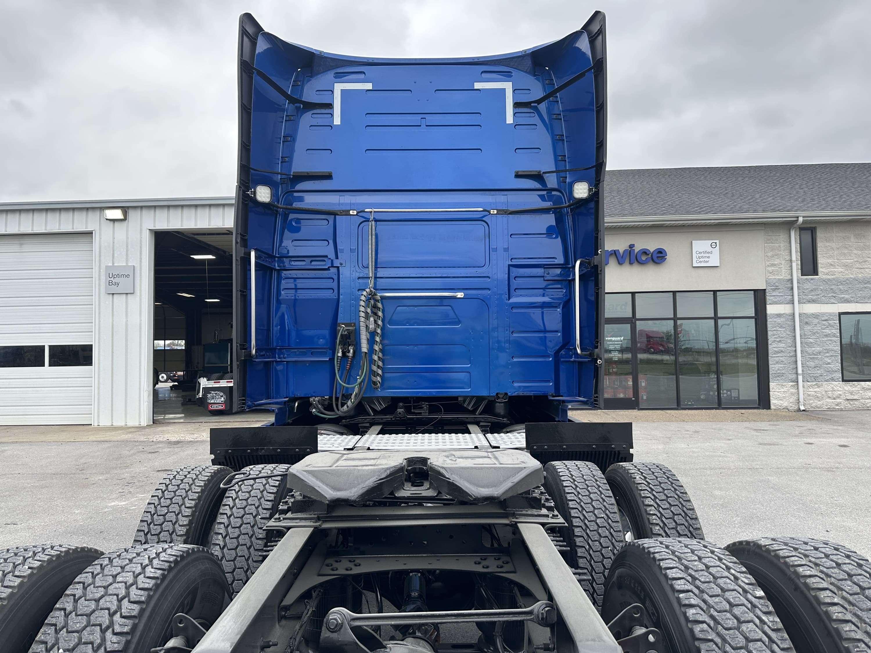 2021 Volvo VNL 760 — photo 5