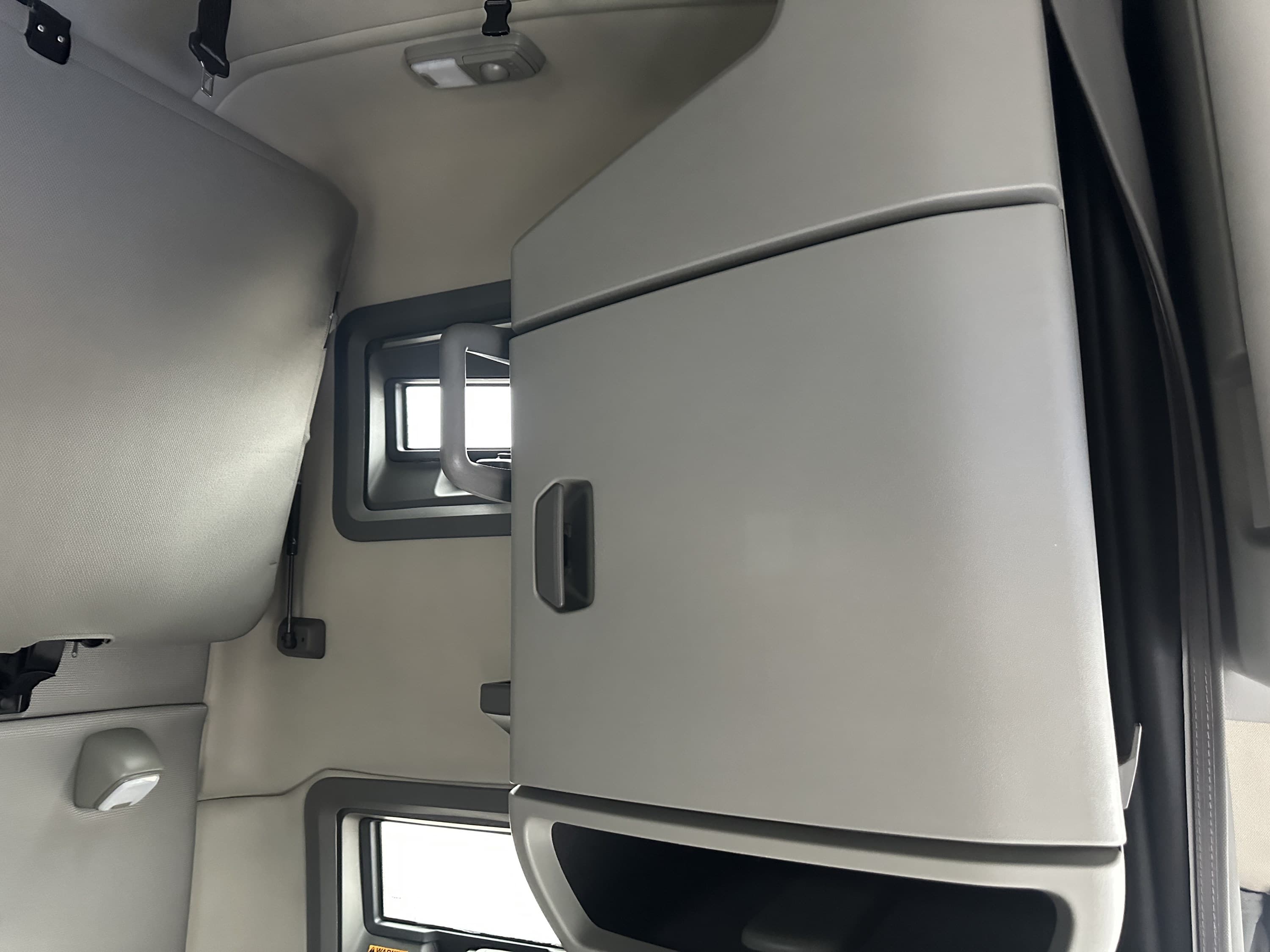 2021 Volvo VNL 760 — photo 15