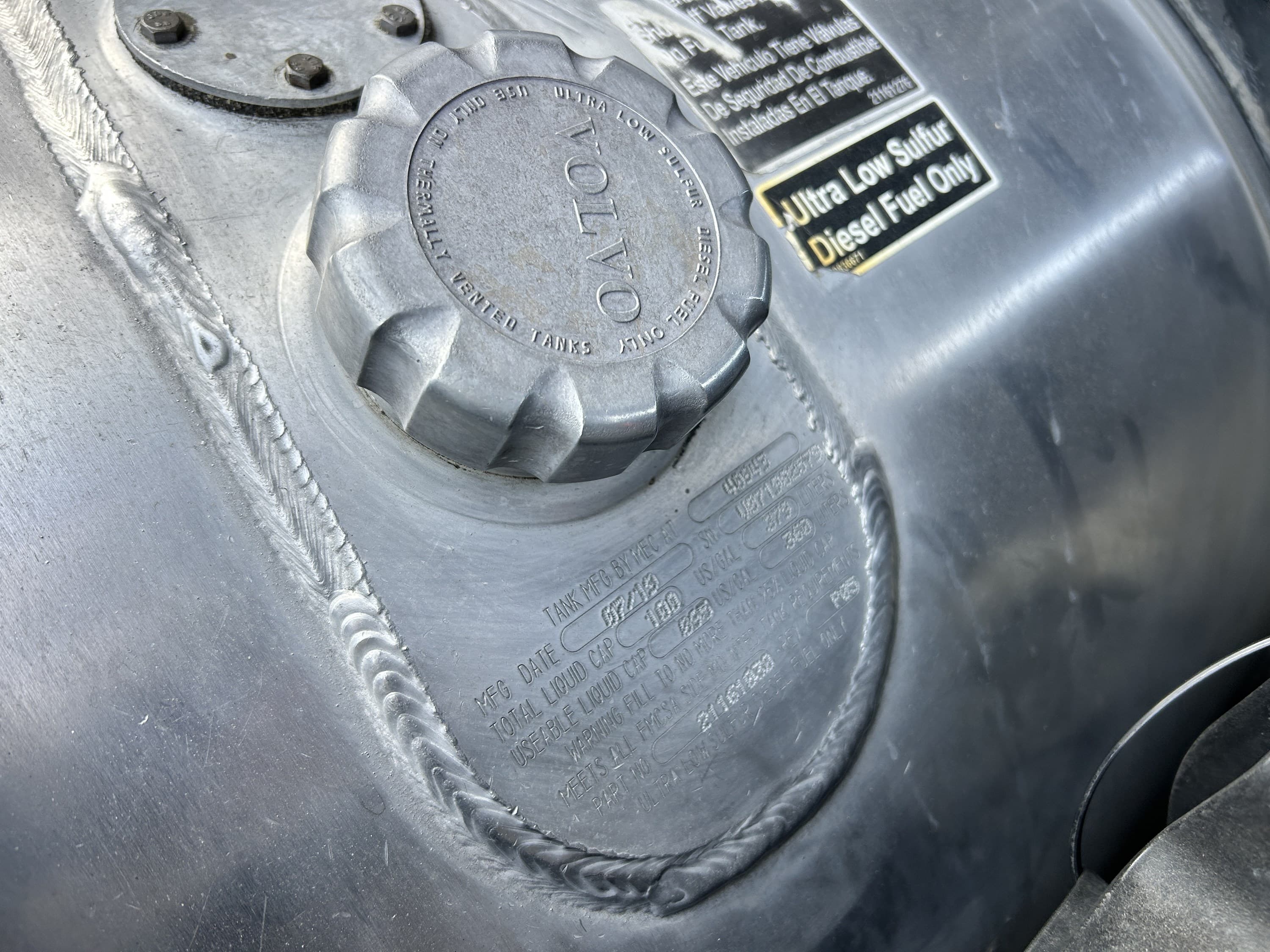 2020 Volvo VNL 860 — photo 16