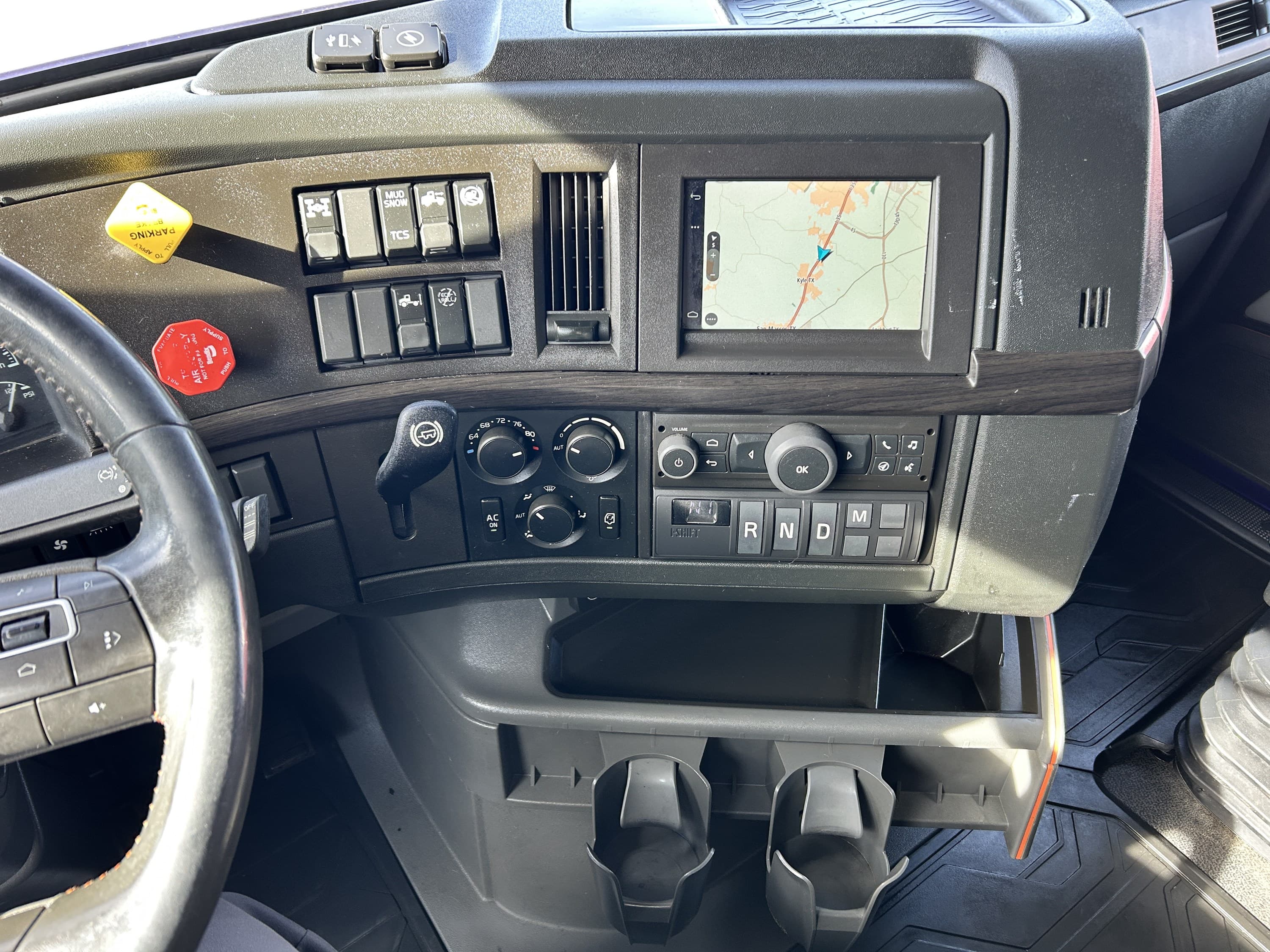 2020 Volvo VNL 860 — photo 24