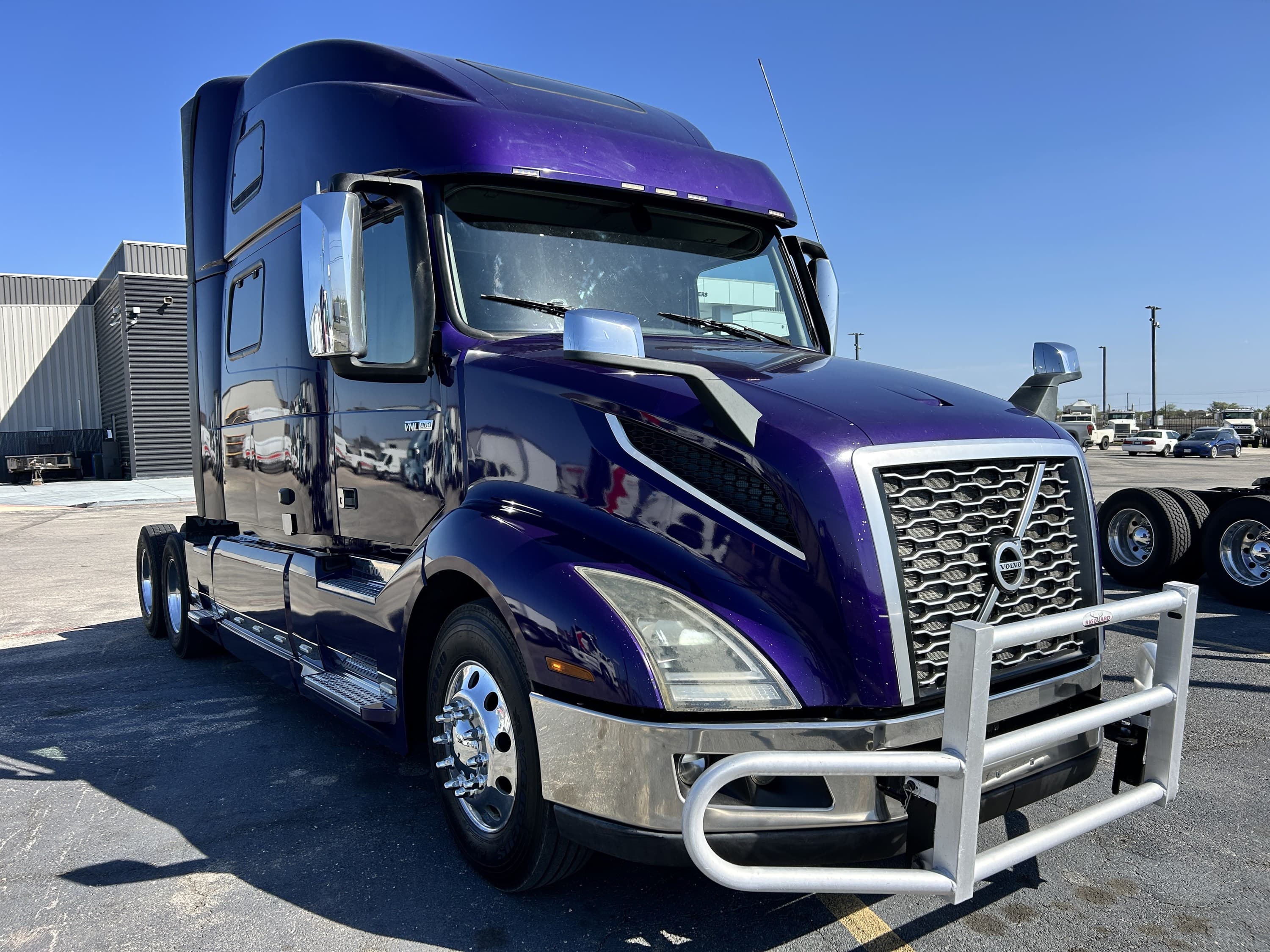 2019 Volvo VNL 860 — photo 2
