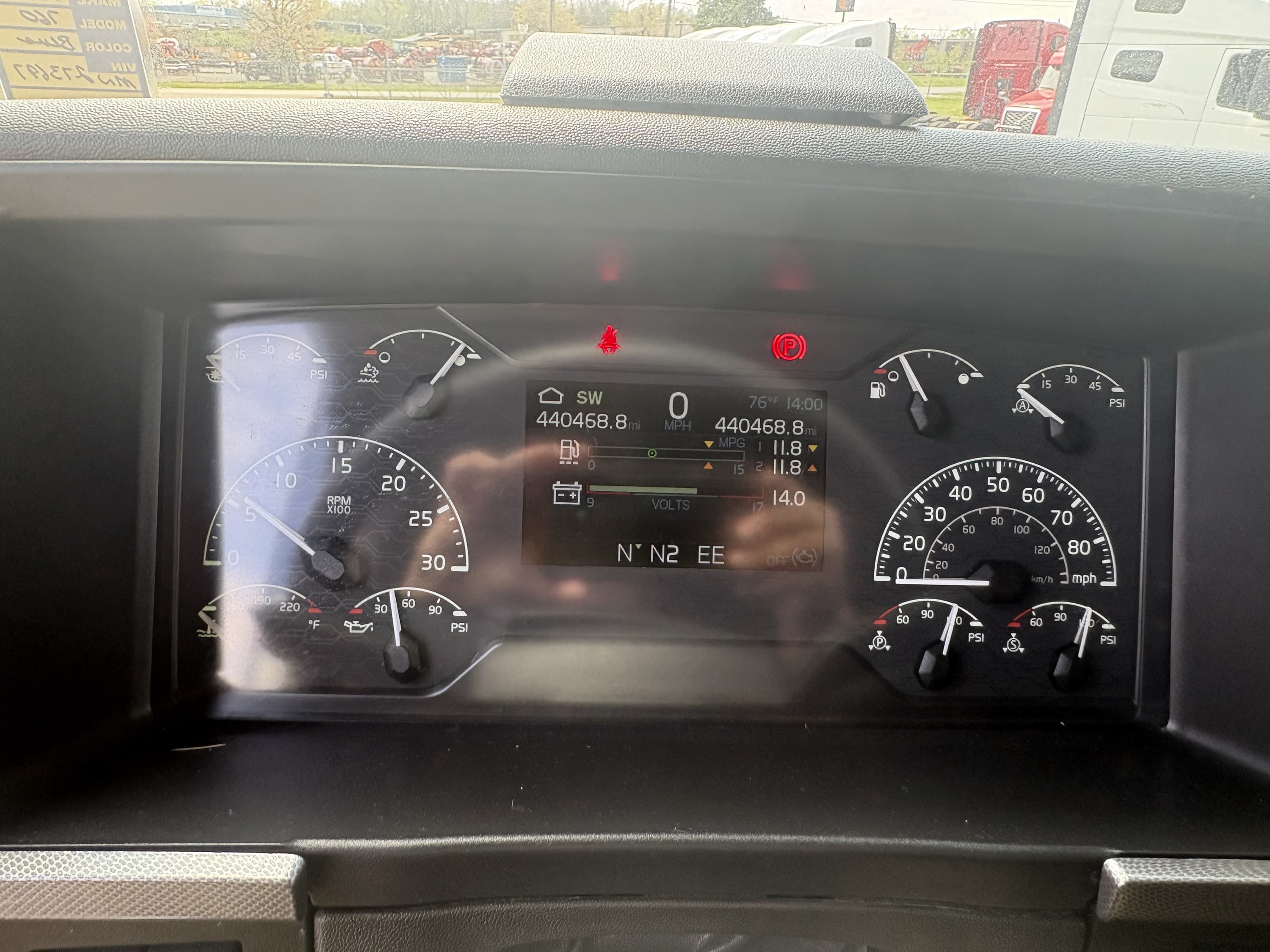 2021 Volvo VNL 760 — photo 14