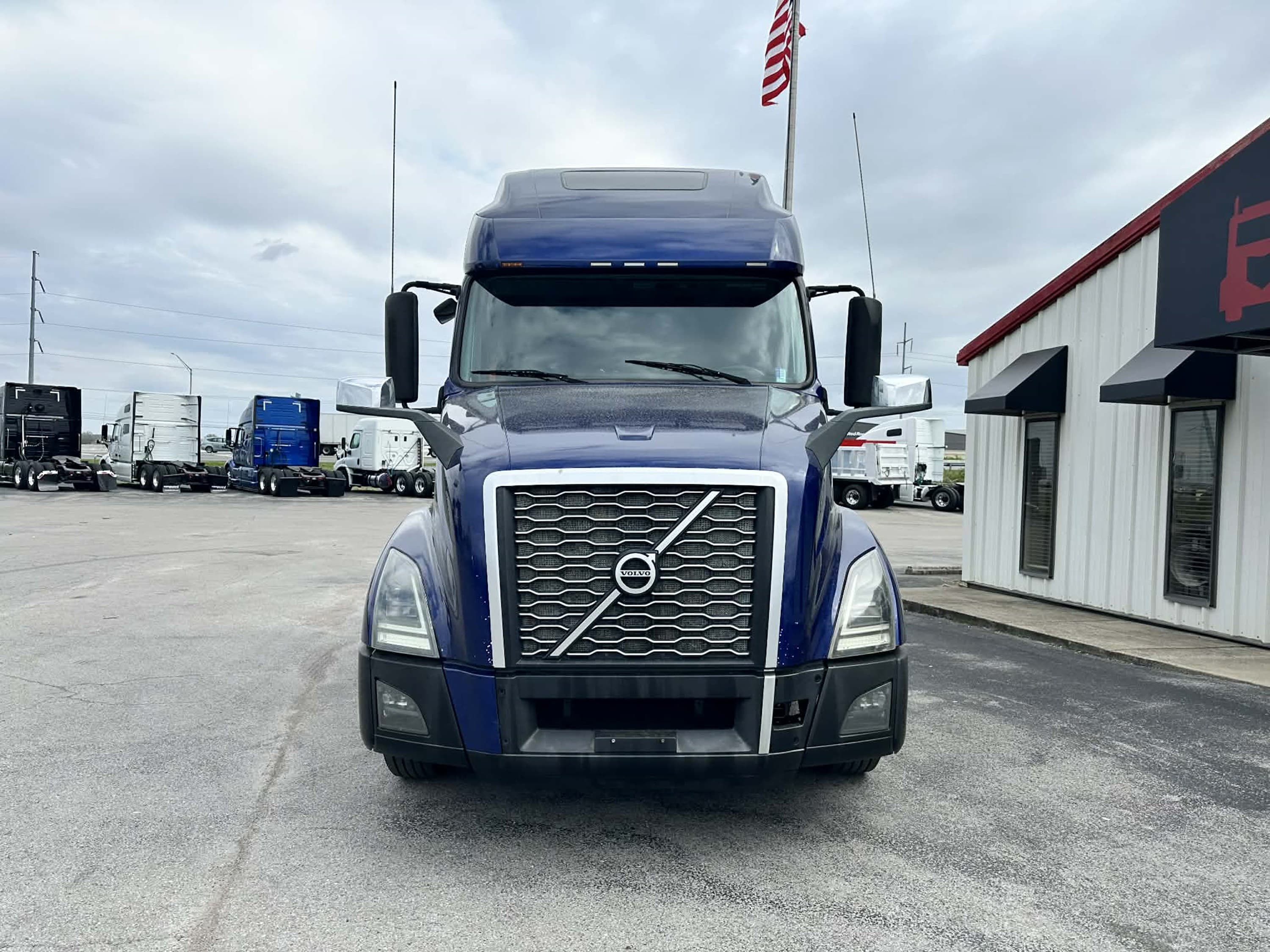 2019 Volvo VNL 760 — photo 2