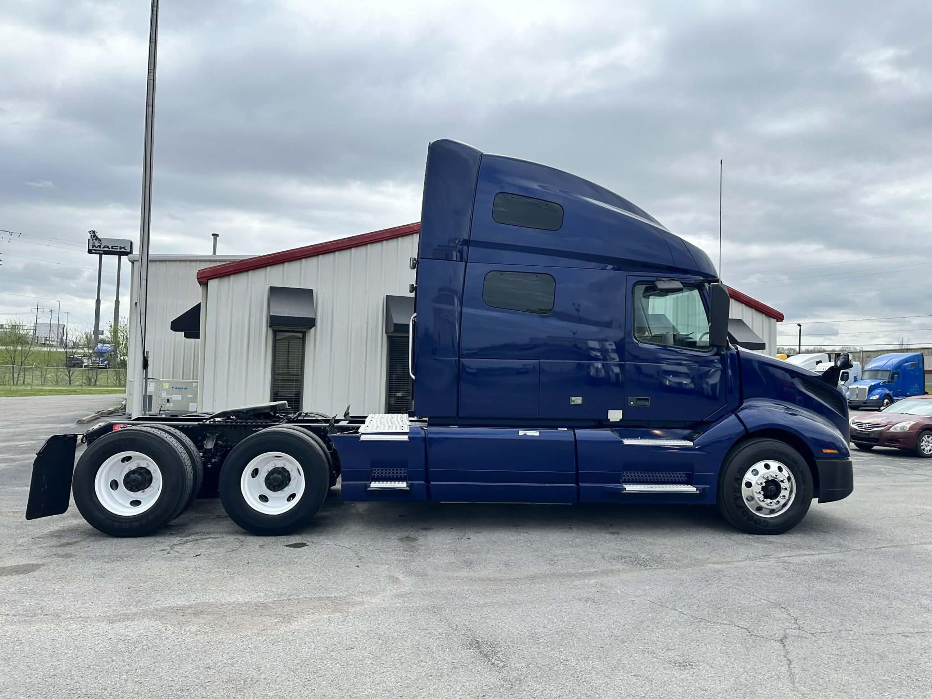 2019 Volvo VNL 760 — photo 7