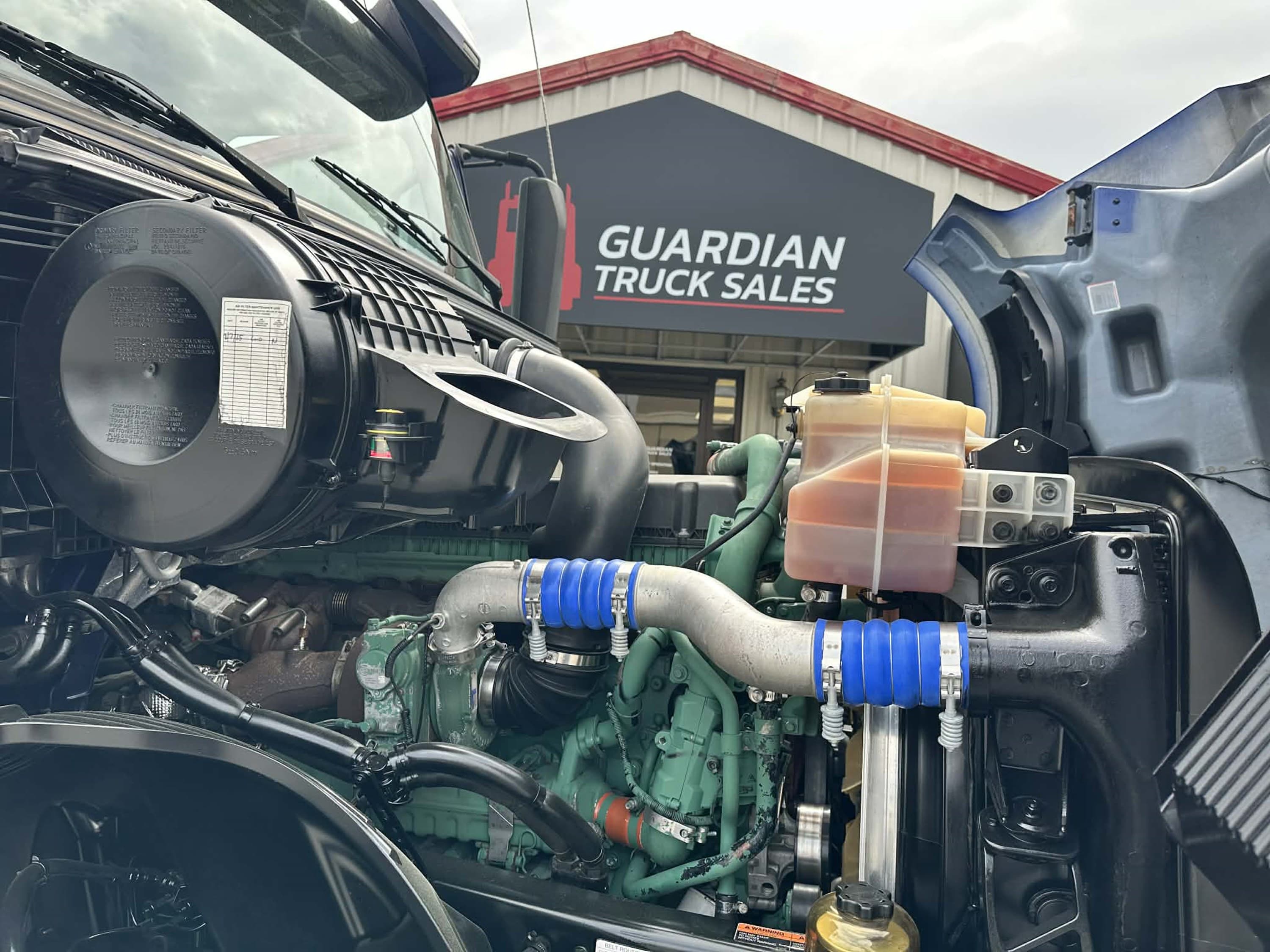2019 Volvo VNL 760 — photo 9