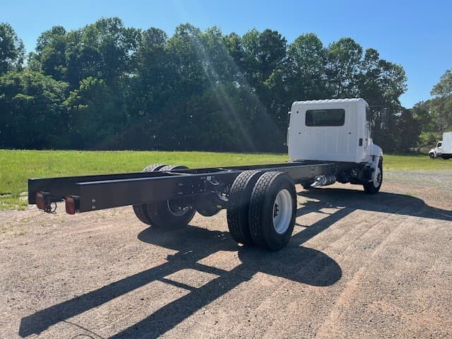 2026 Hino L6 — photo 2