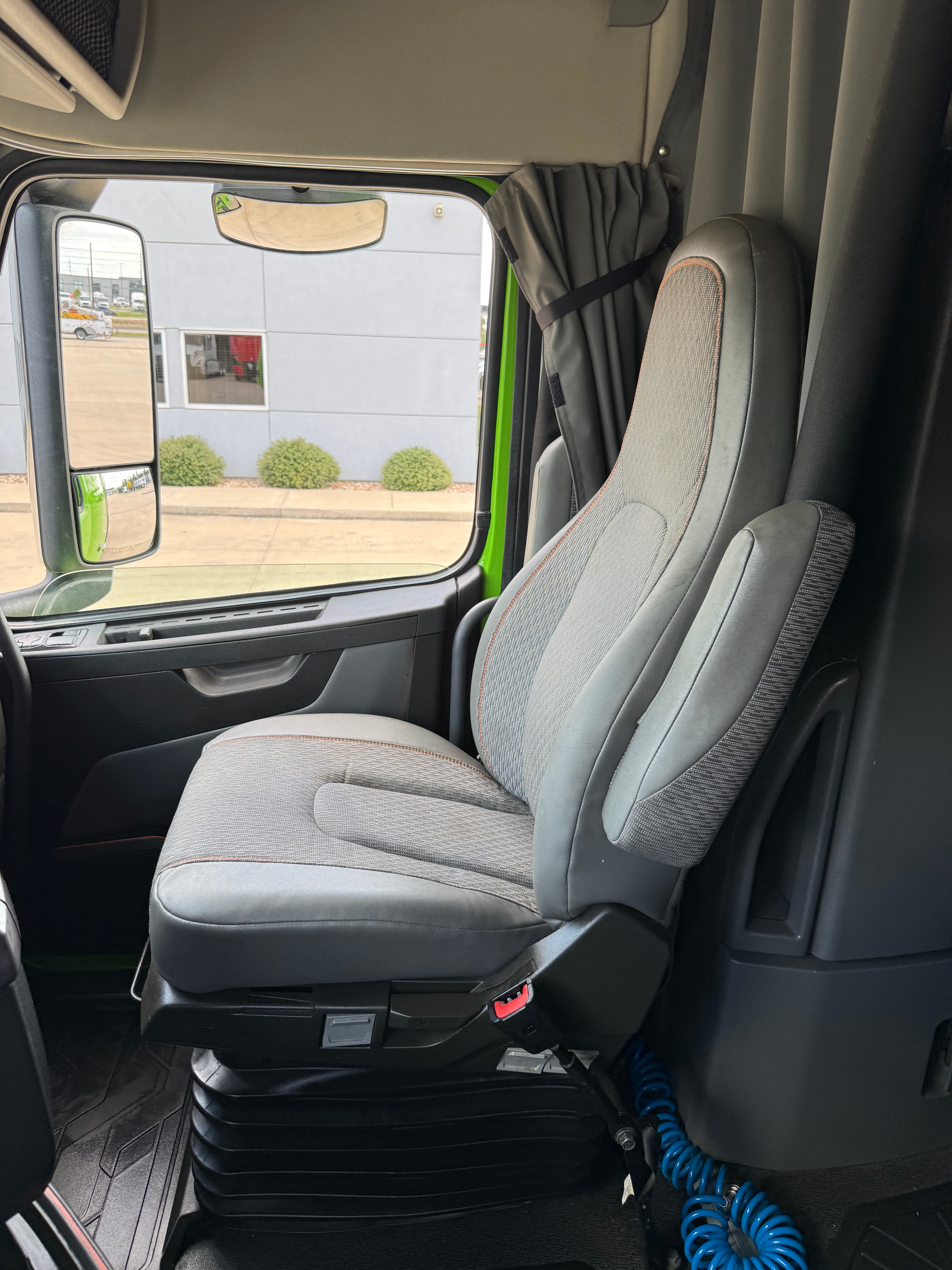 2024 Volvo VNL 760 — photo 12