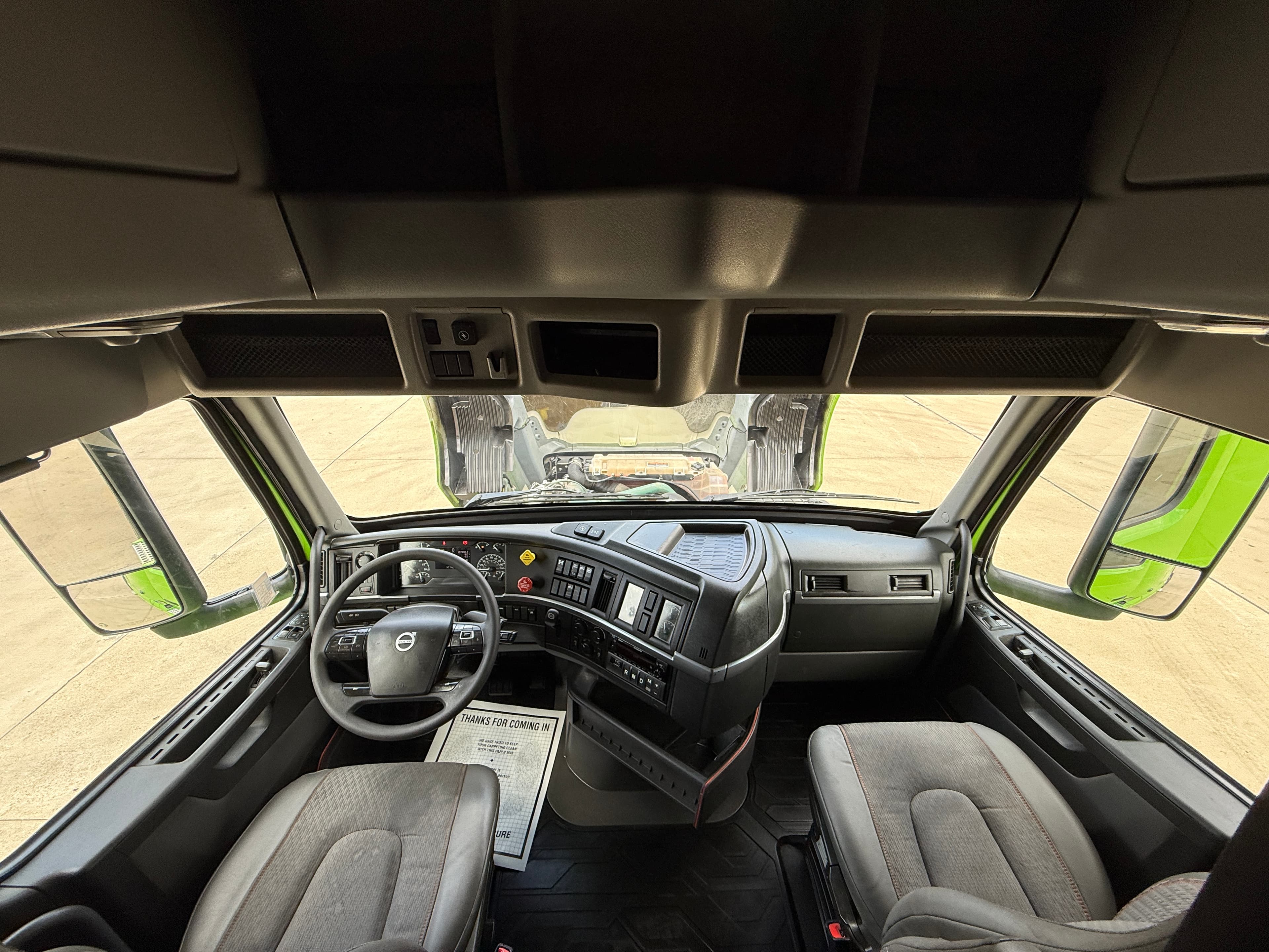 2024 Volvo VNL 760 — photo 17