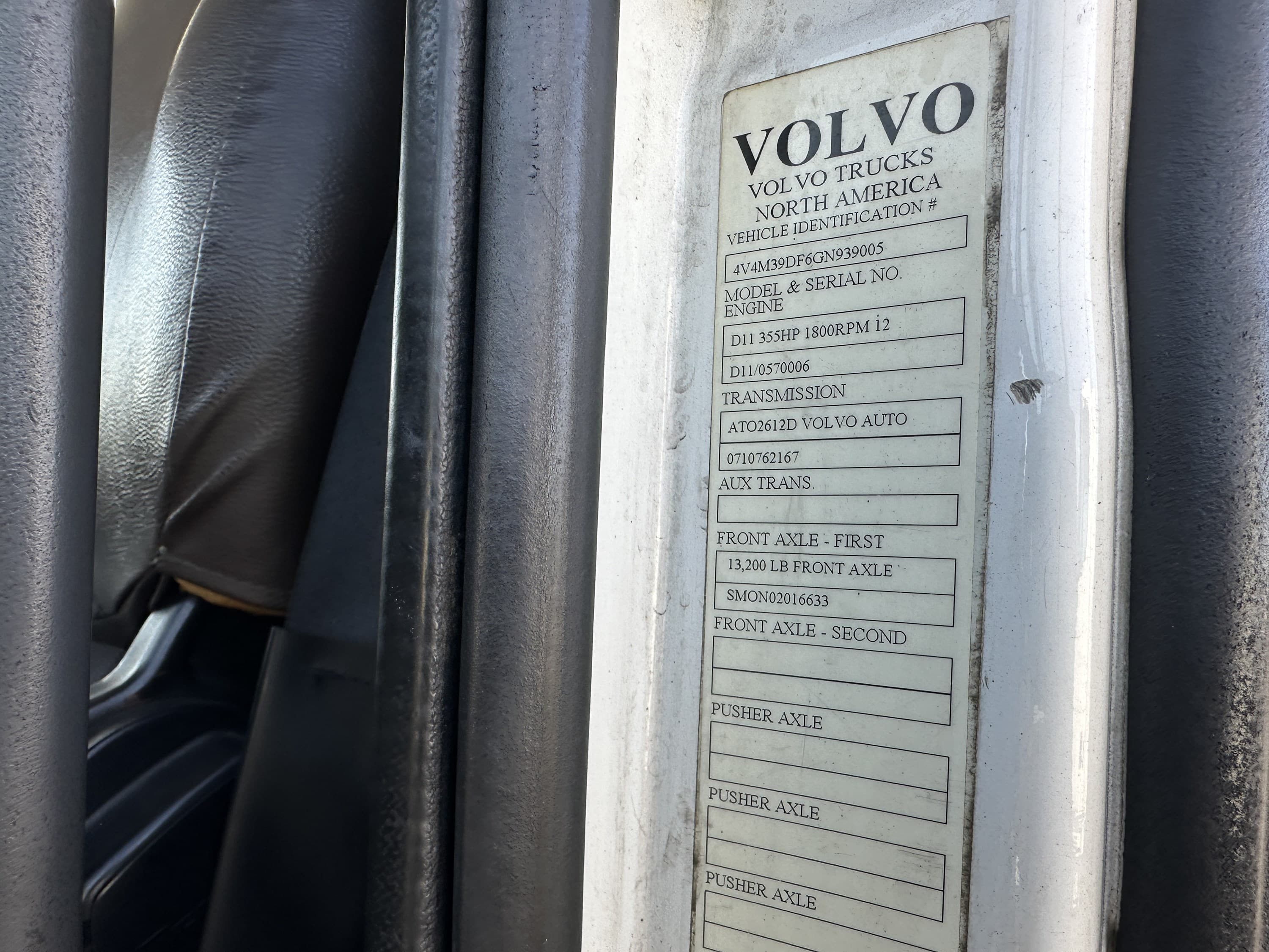 2016 Volvo — photo 9