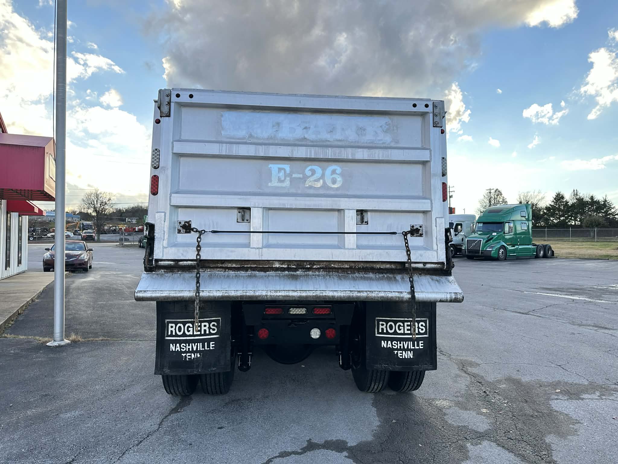 2023 Volvo — photo 5