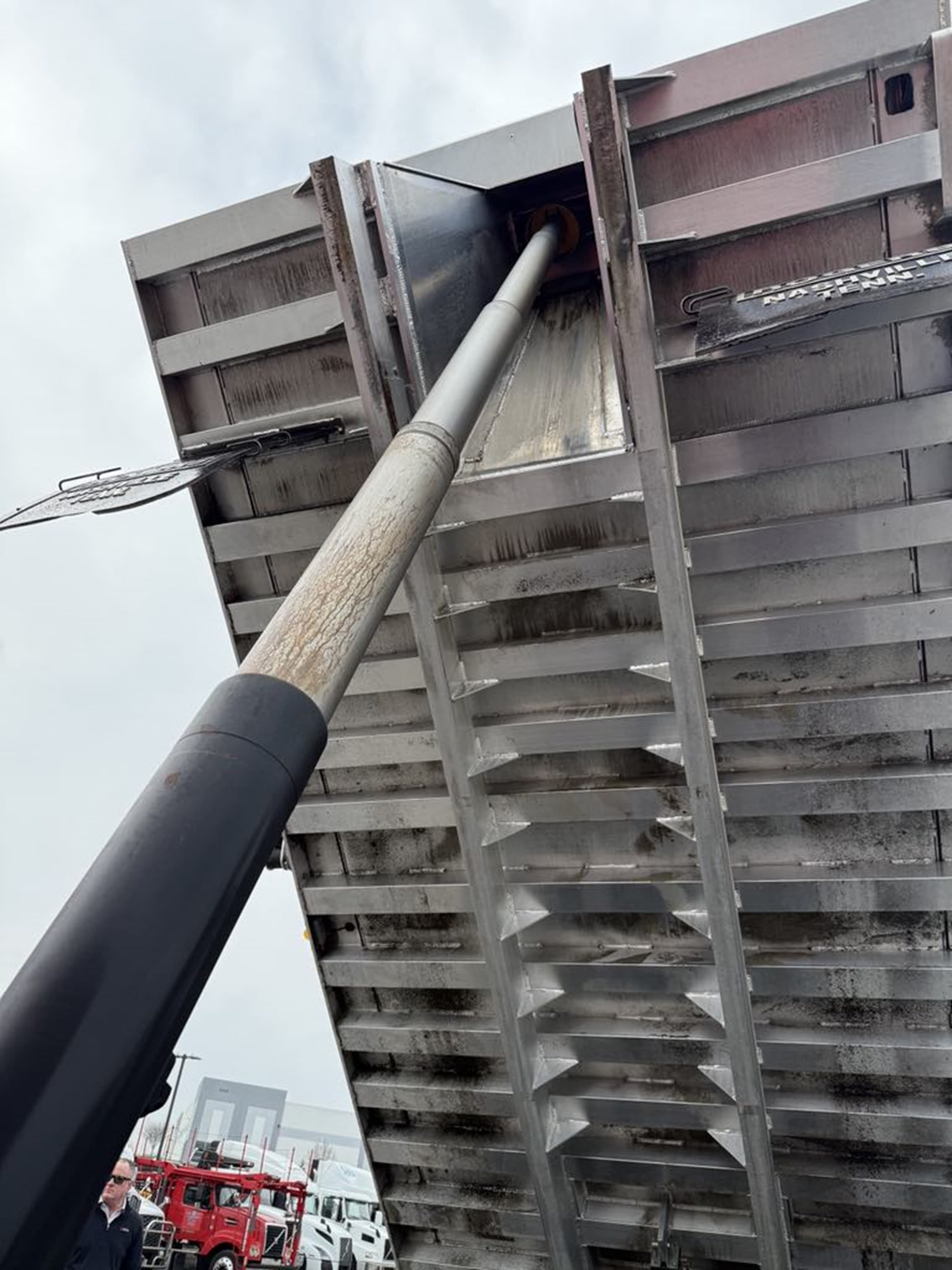 2023 Volvo — photo 21