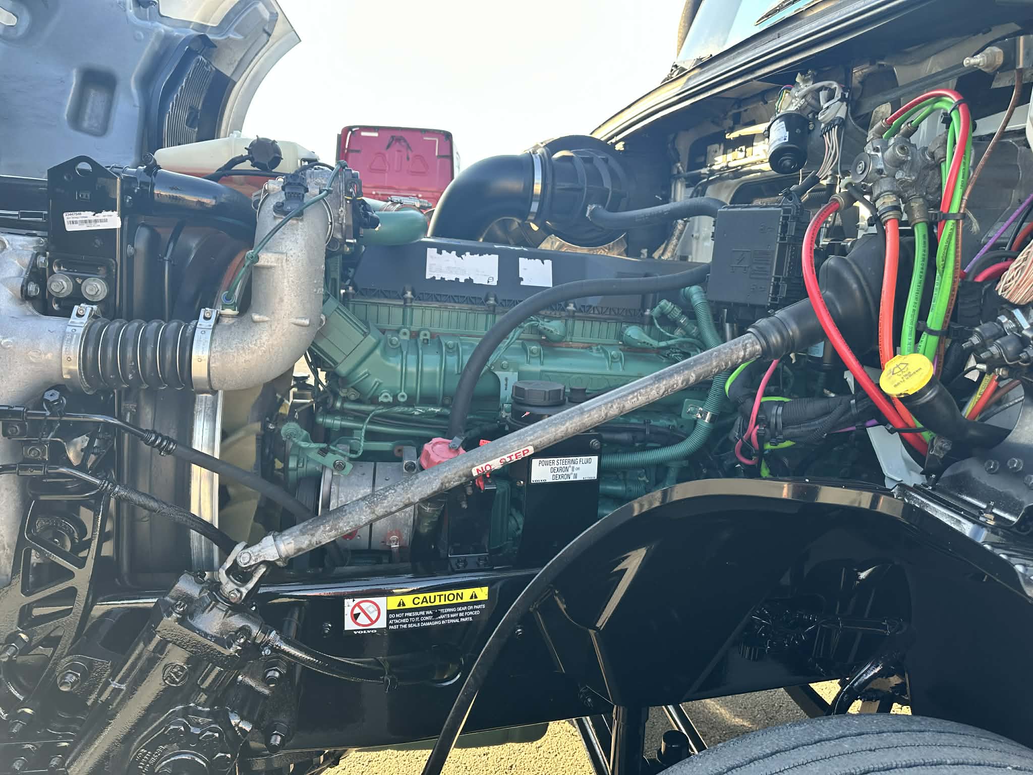 2023 Volvo VNL 760 — photo 7