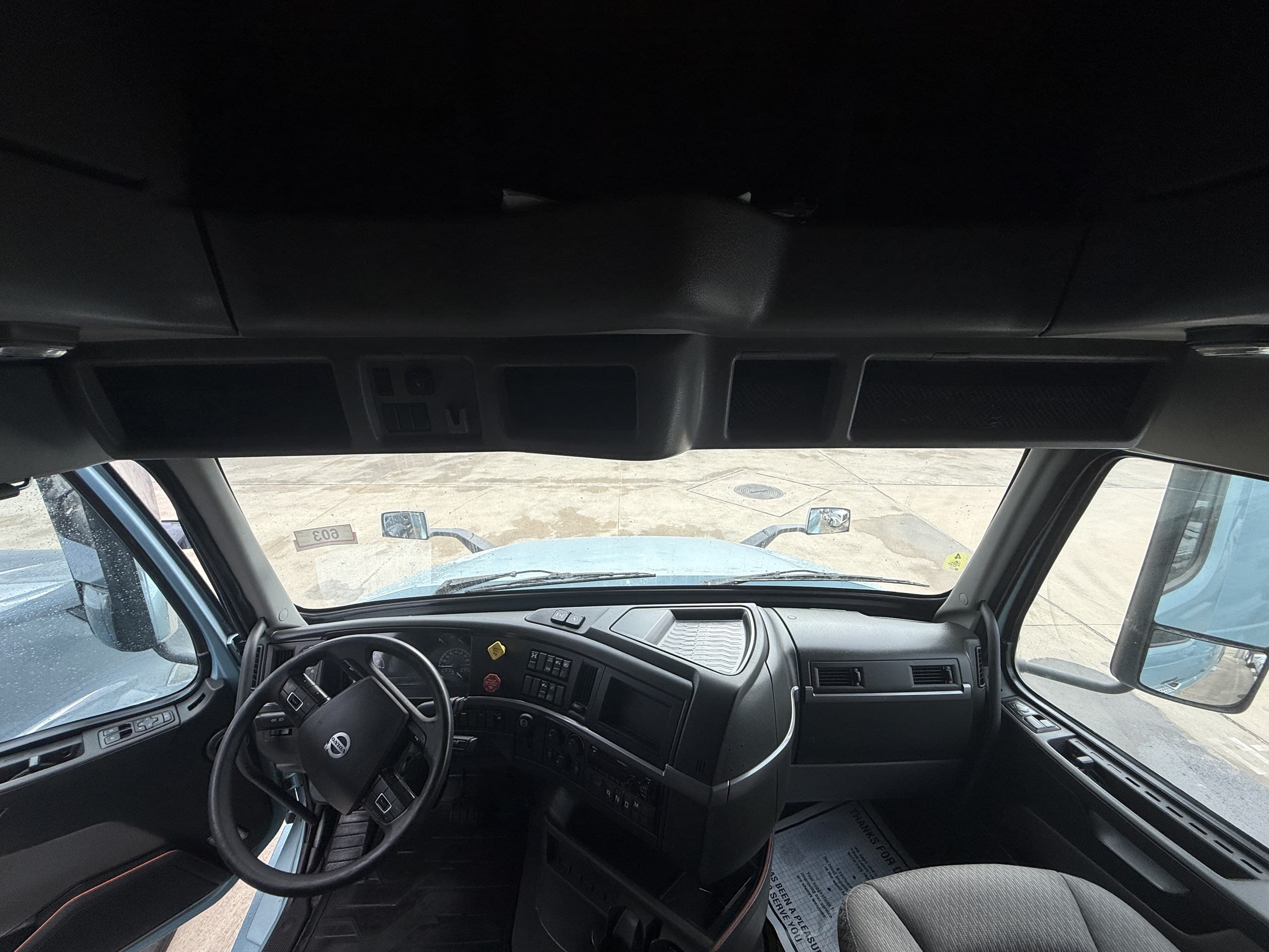 2021 Volvo VNL 760 — photo 12