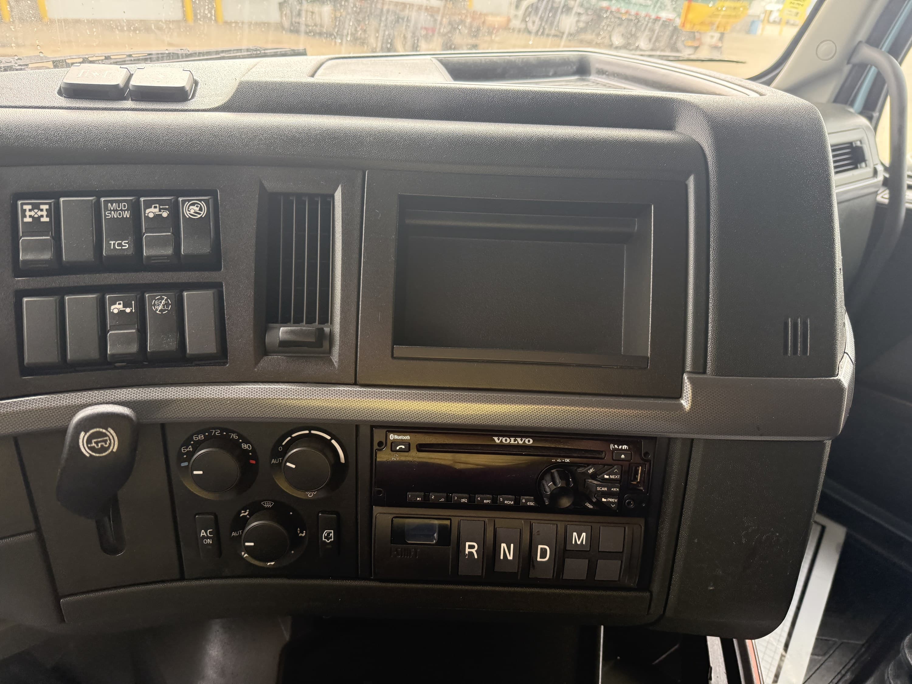 2021 Volvo VNL 760 — photo 13