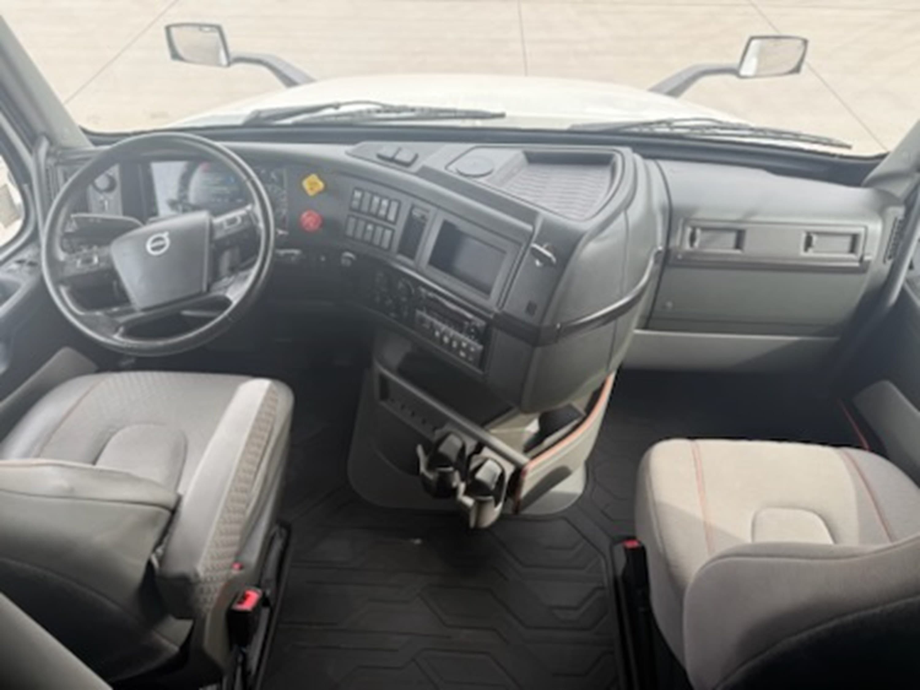 2024 Volvo VNL 760 — photo 7