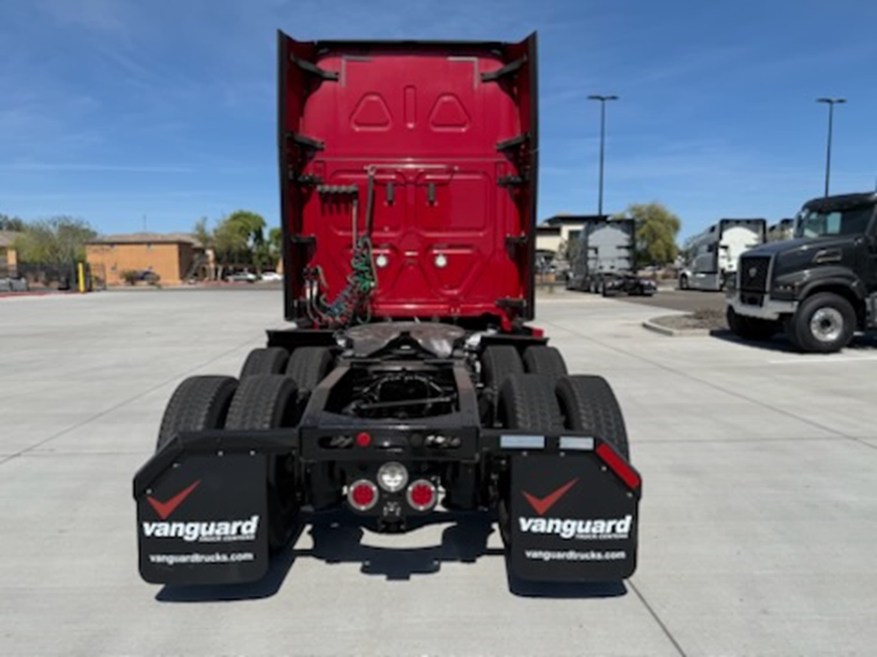 2021 Freightliner Cascadia — photo 5