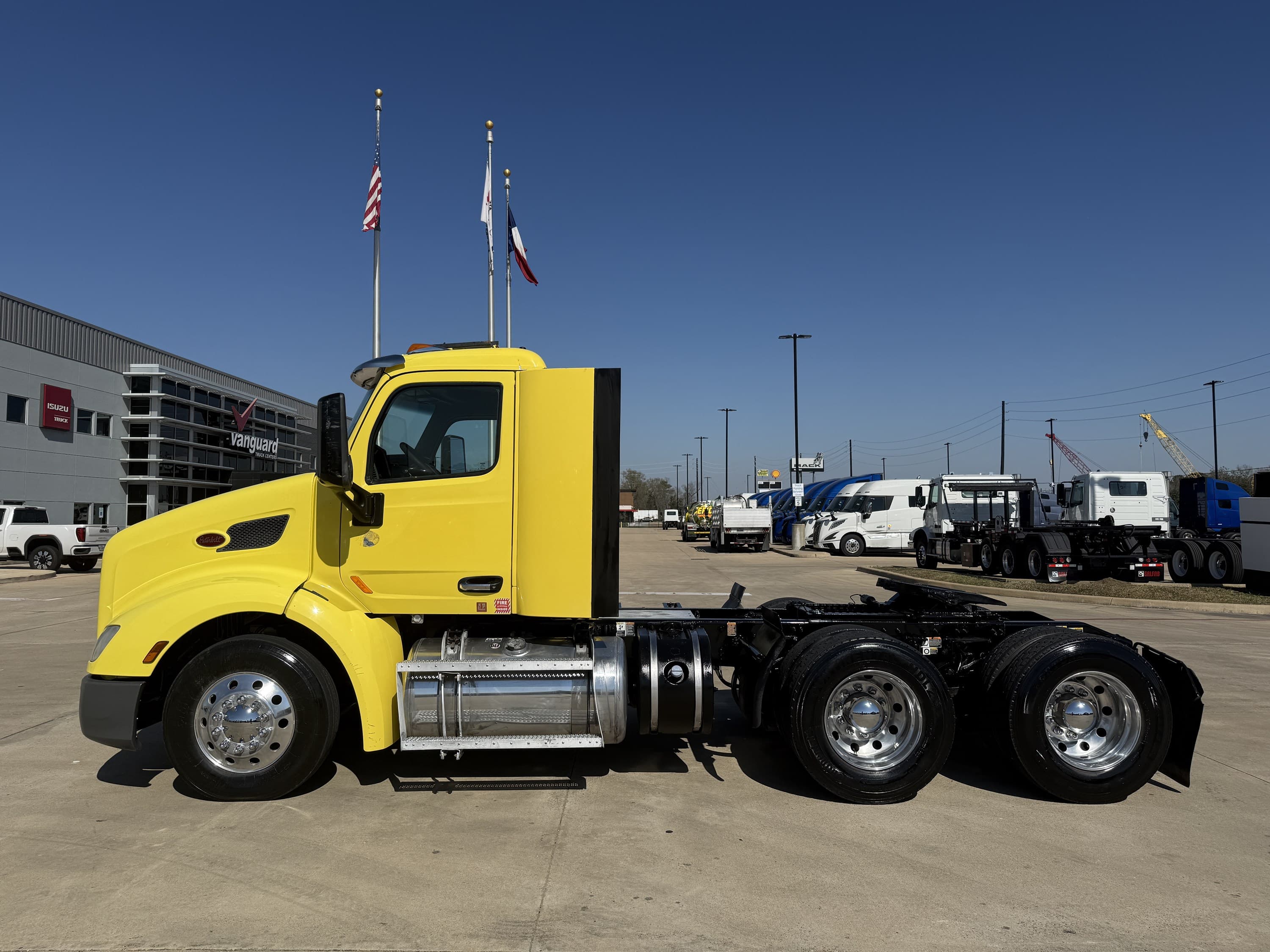 2017 Peterbilt 579 — photo 8