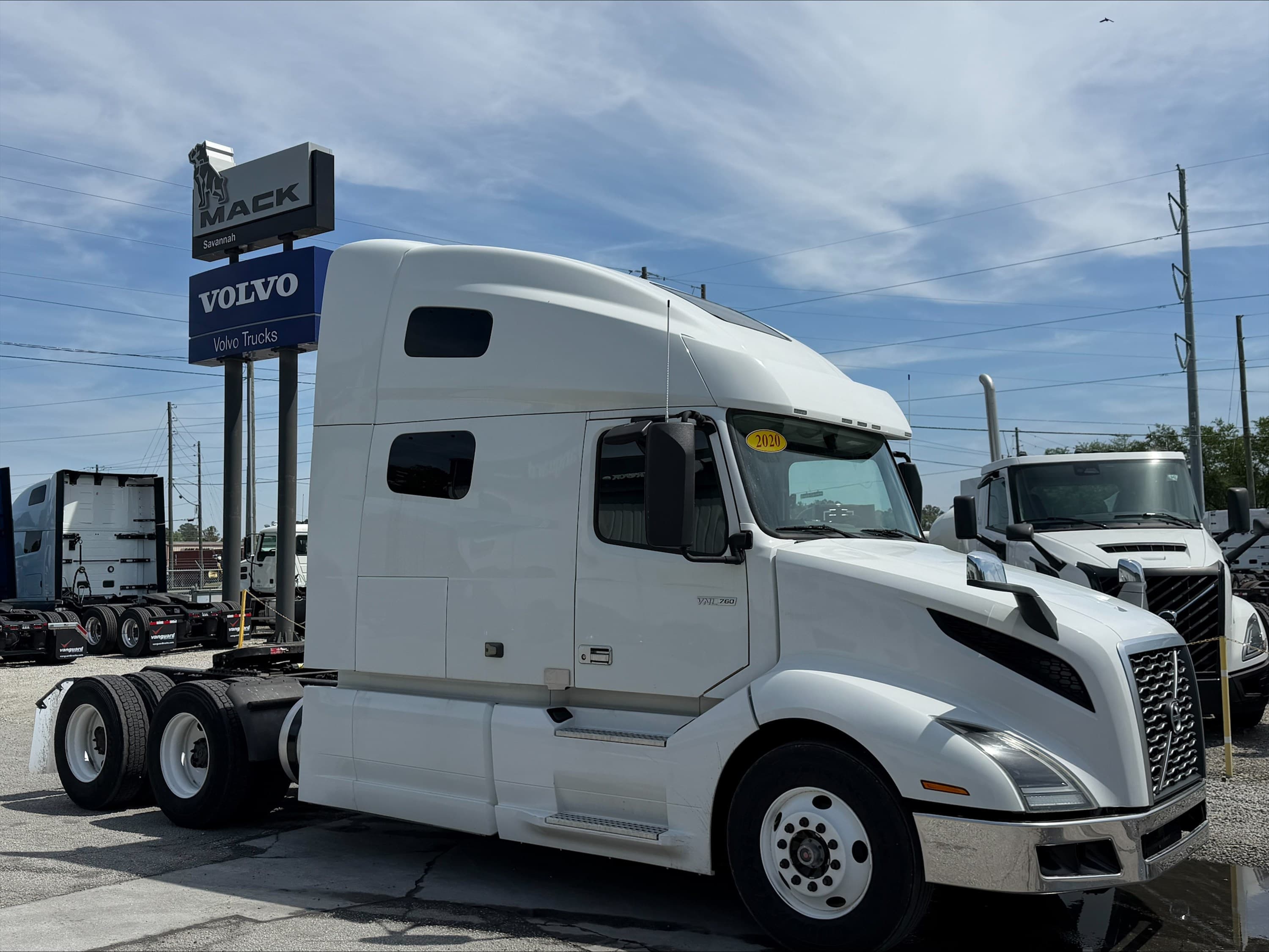 2020 Volvo VNL 760 — photo 3
