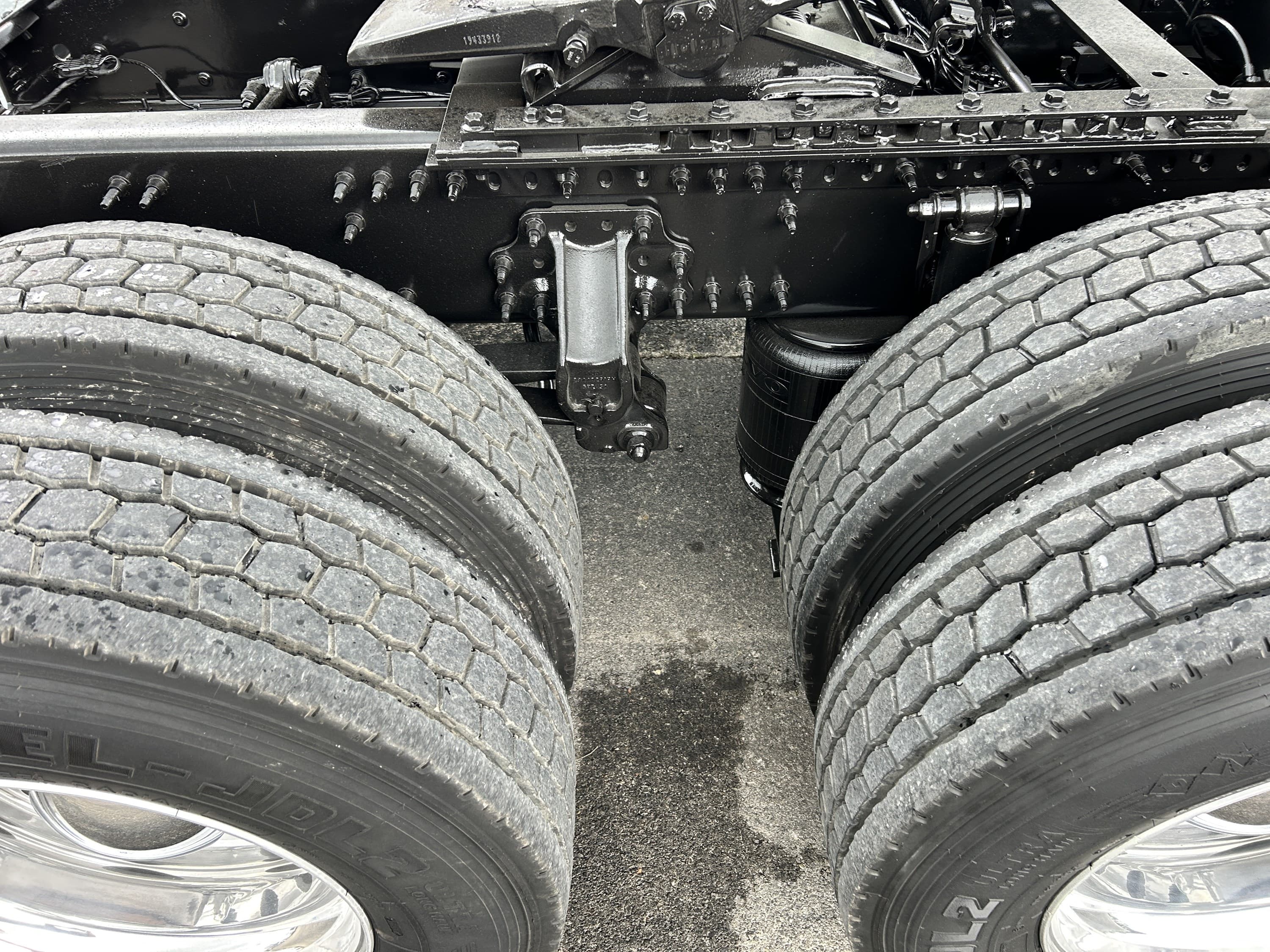 2024 Volvo VNL 860 — photo 10