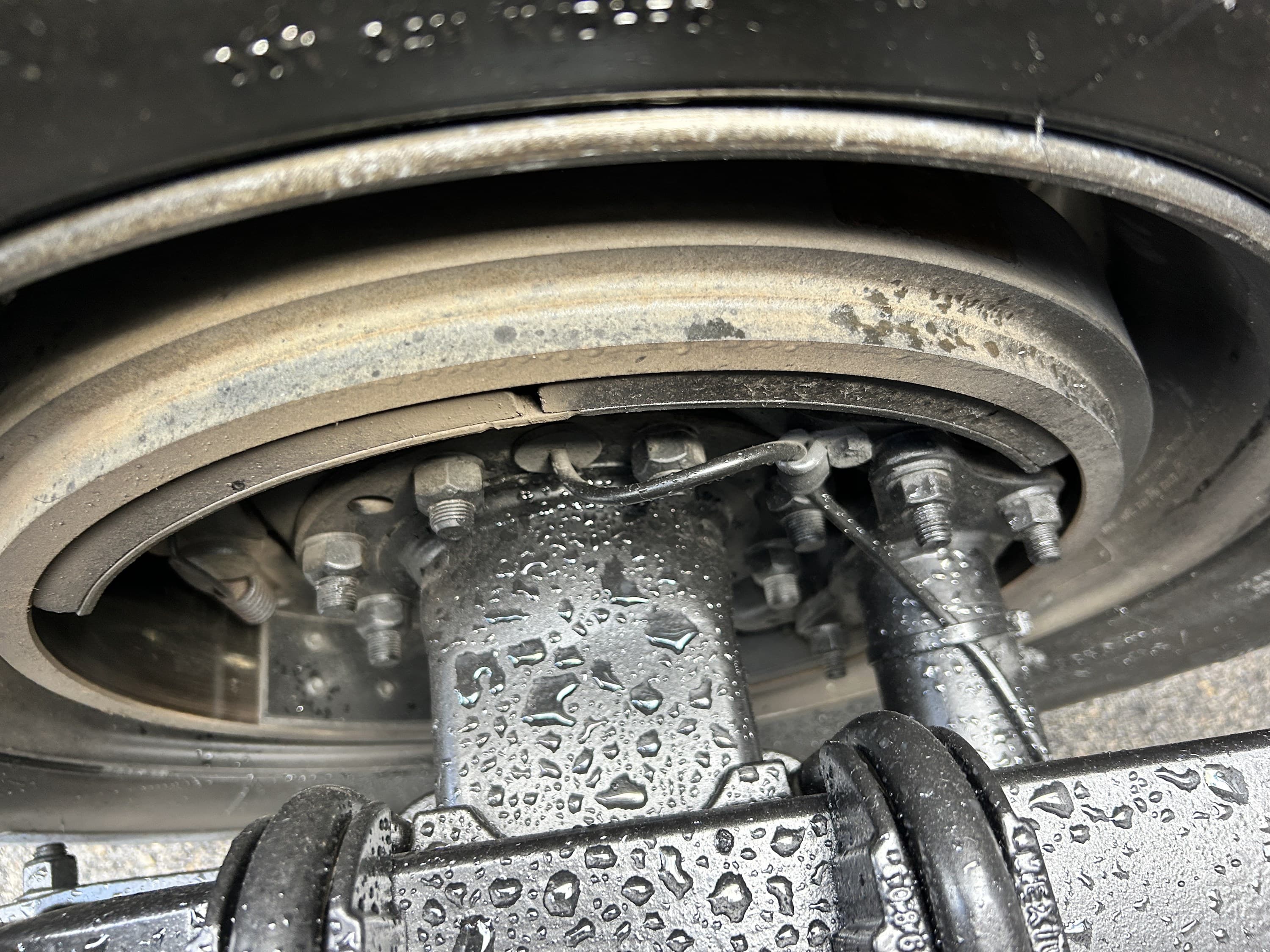 2024 Volvo VNL 860 — photo 9