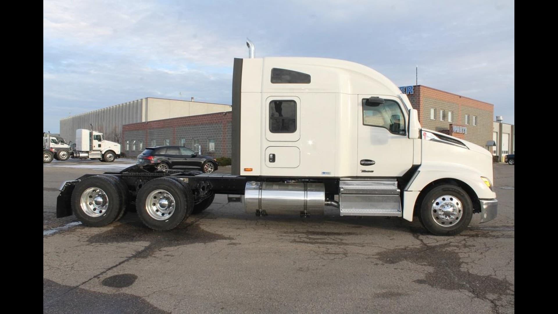 2024 Kenworth T680 — photo 6