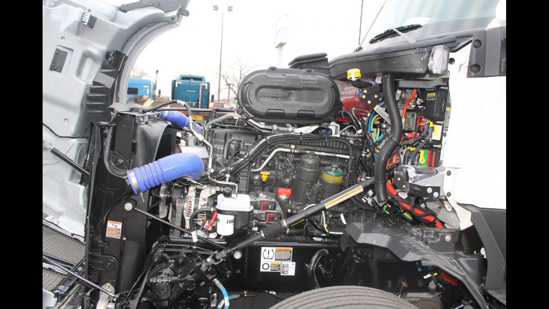 2024 Kenworth T680 — photo 10