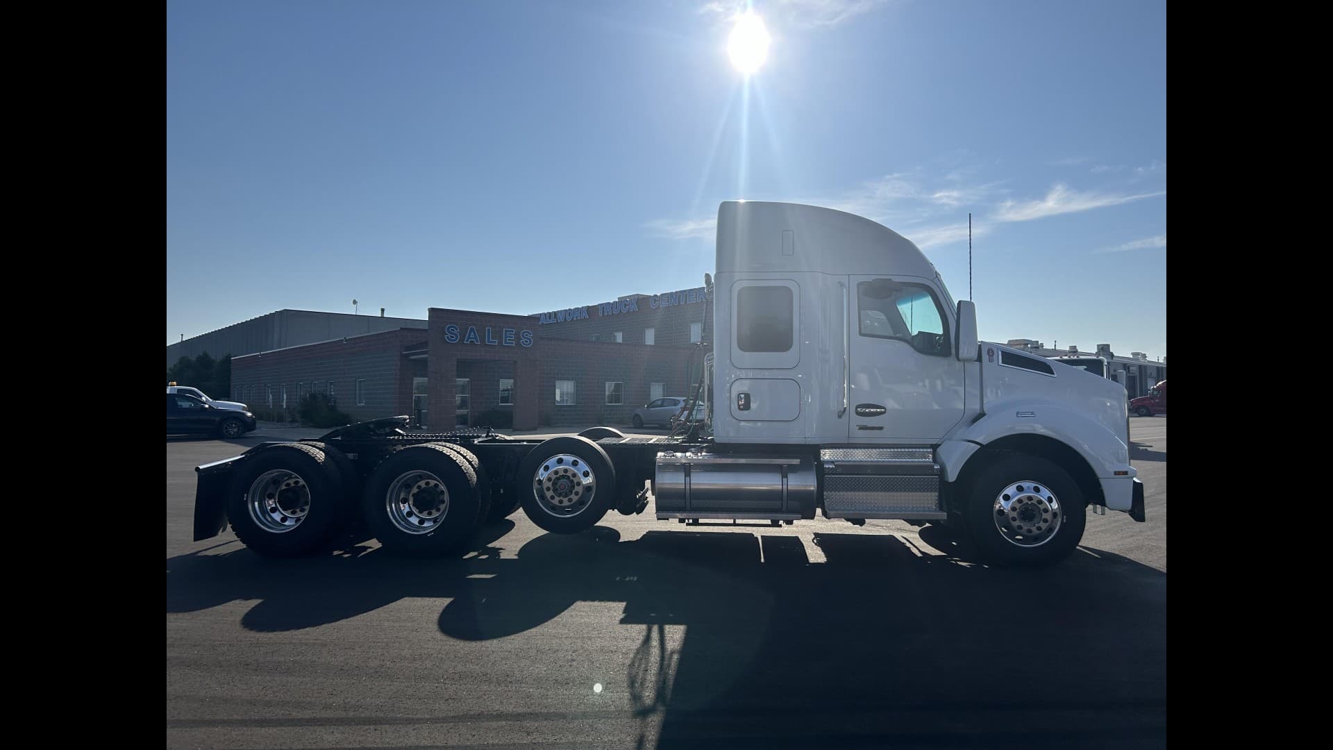 2024 Kenworth T880 — photo 6