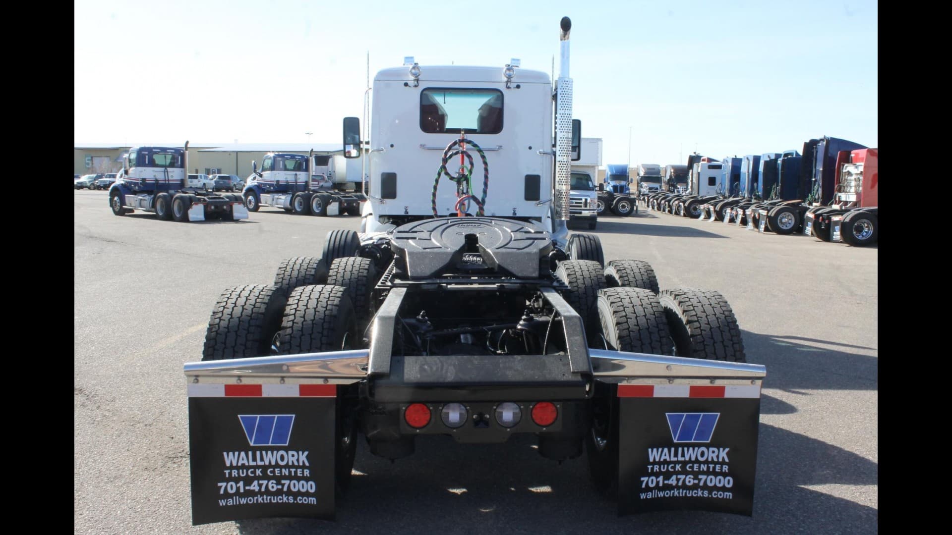 2025 Kenworth T880 — photo 4