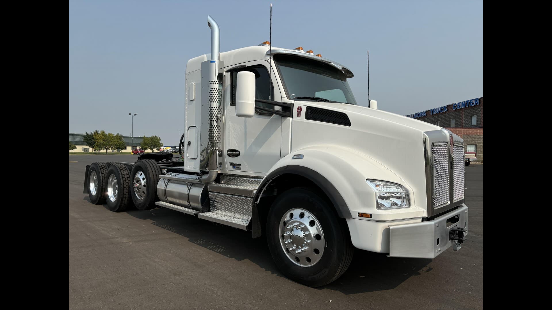 2025 Kenworth T880 — photo 7
