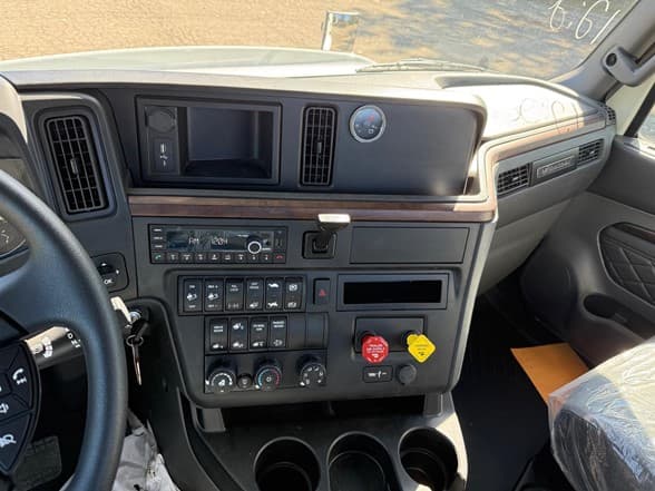 2026 International RH — photo 3