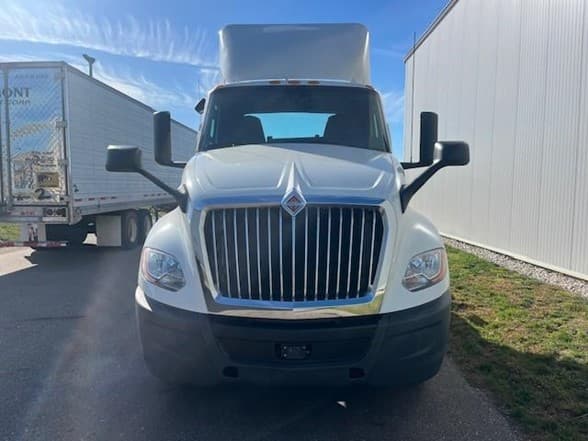 2024 International LT — photo 3