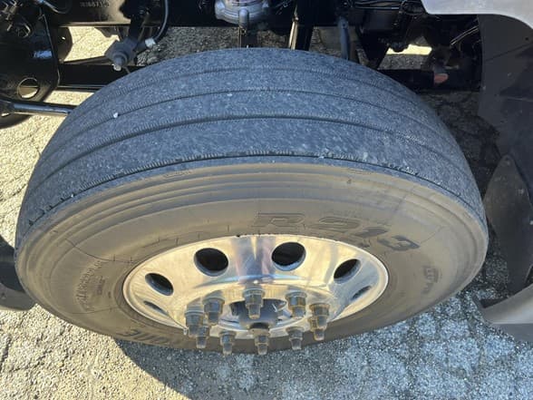 2022 International LT — photo 13