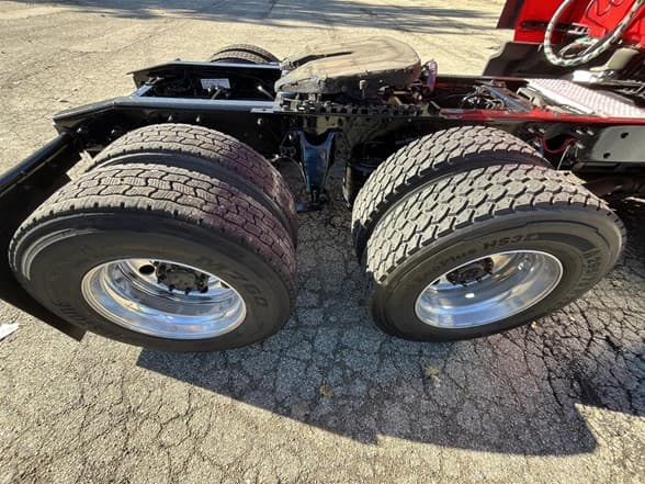 2022 International LT — photo 15